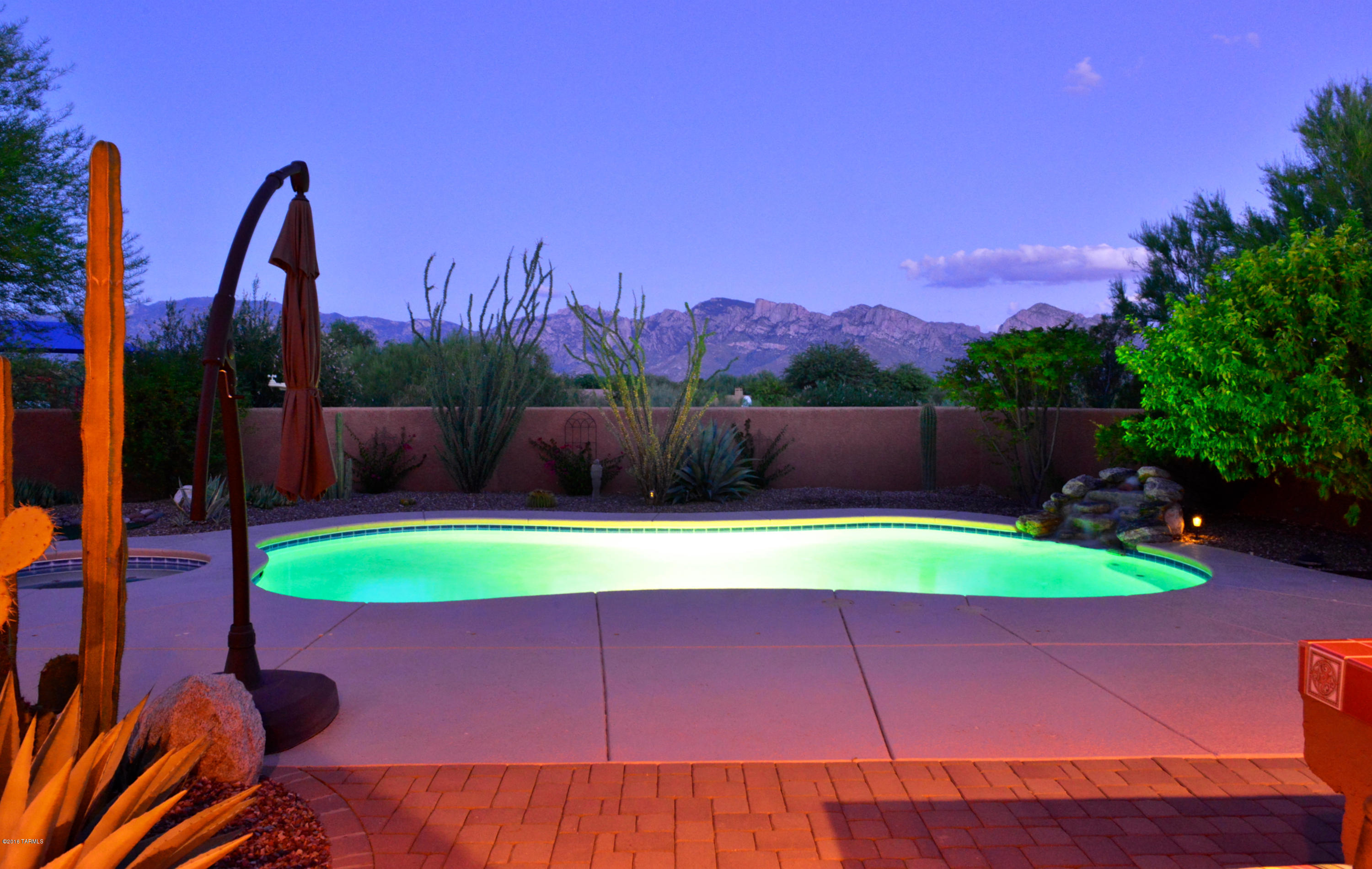 11810 N Whispering Ridge Drive