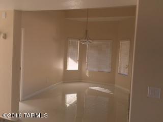 5545 N Via Velazquez