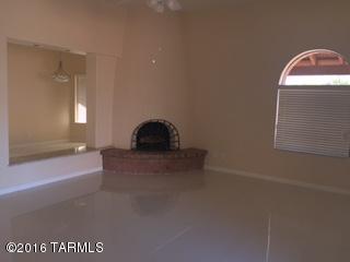 5545 N Via Velazquez