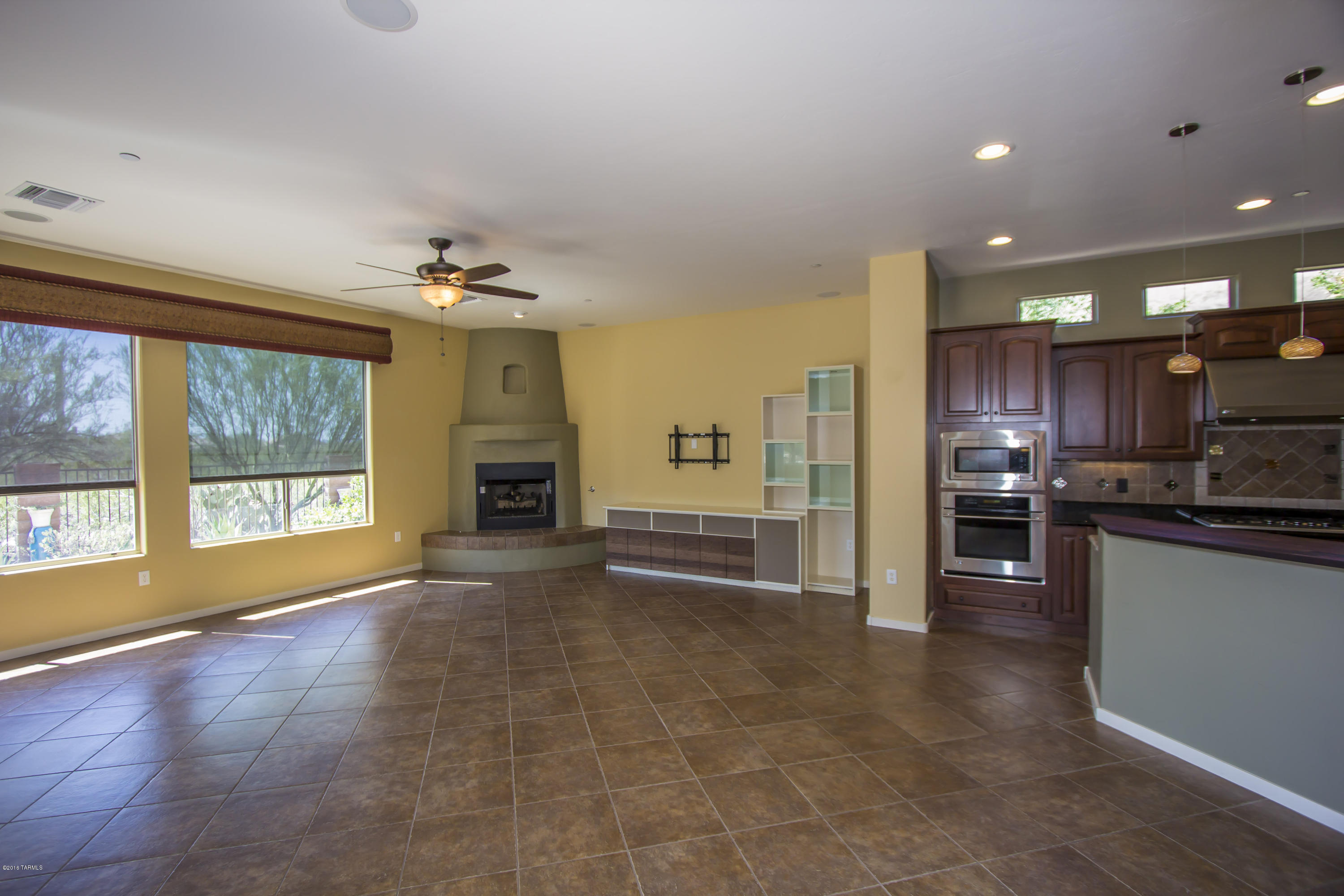 12474 N Fallen Shadows Drive