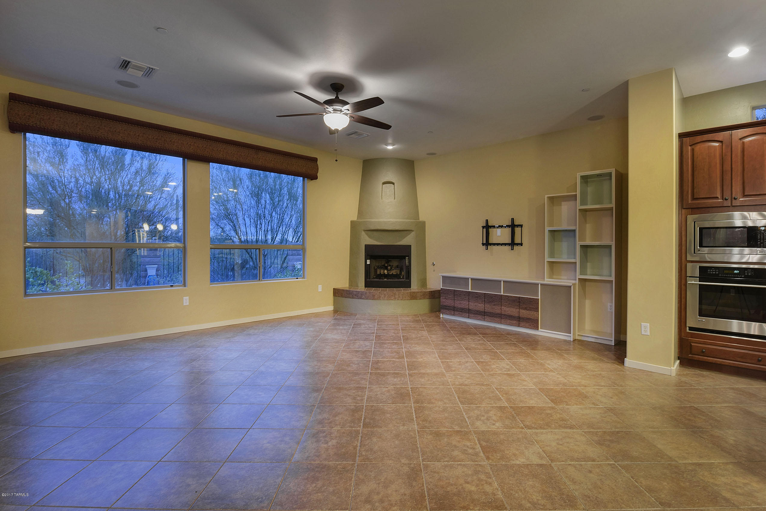 12474 N Fallen Shadows Drive