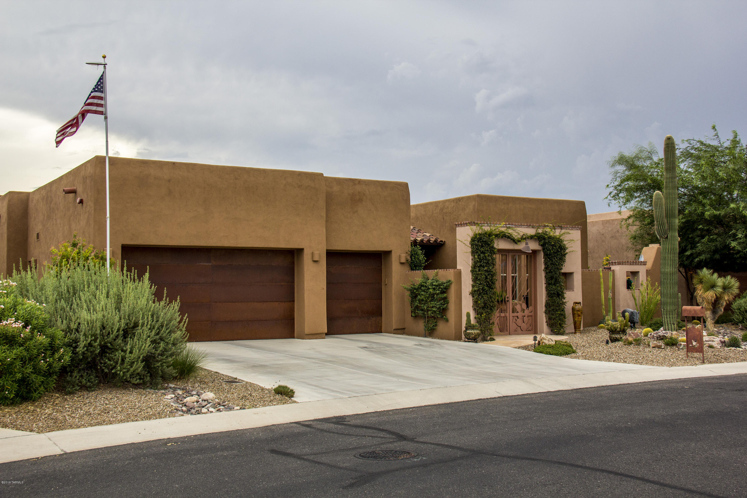 12474 N Fallen Shadows Drive