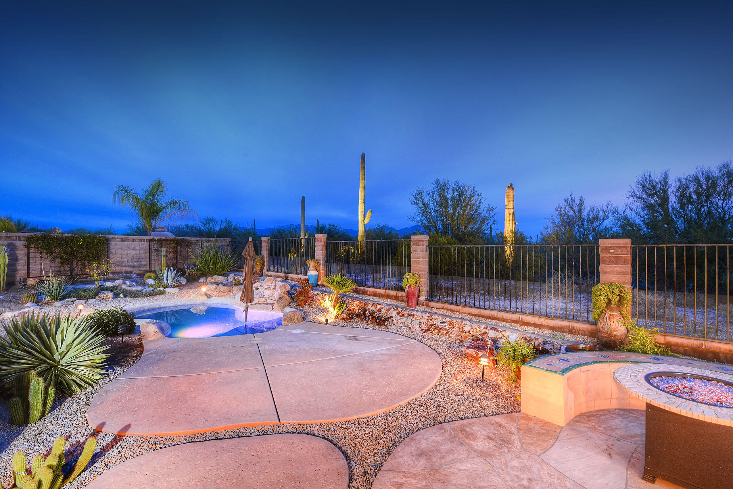 12474 N Fallen Shadows Drive