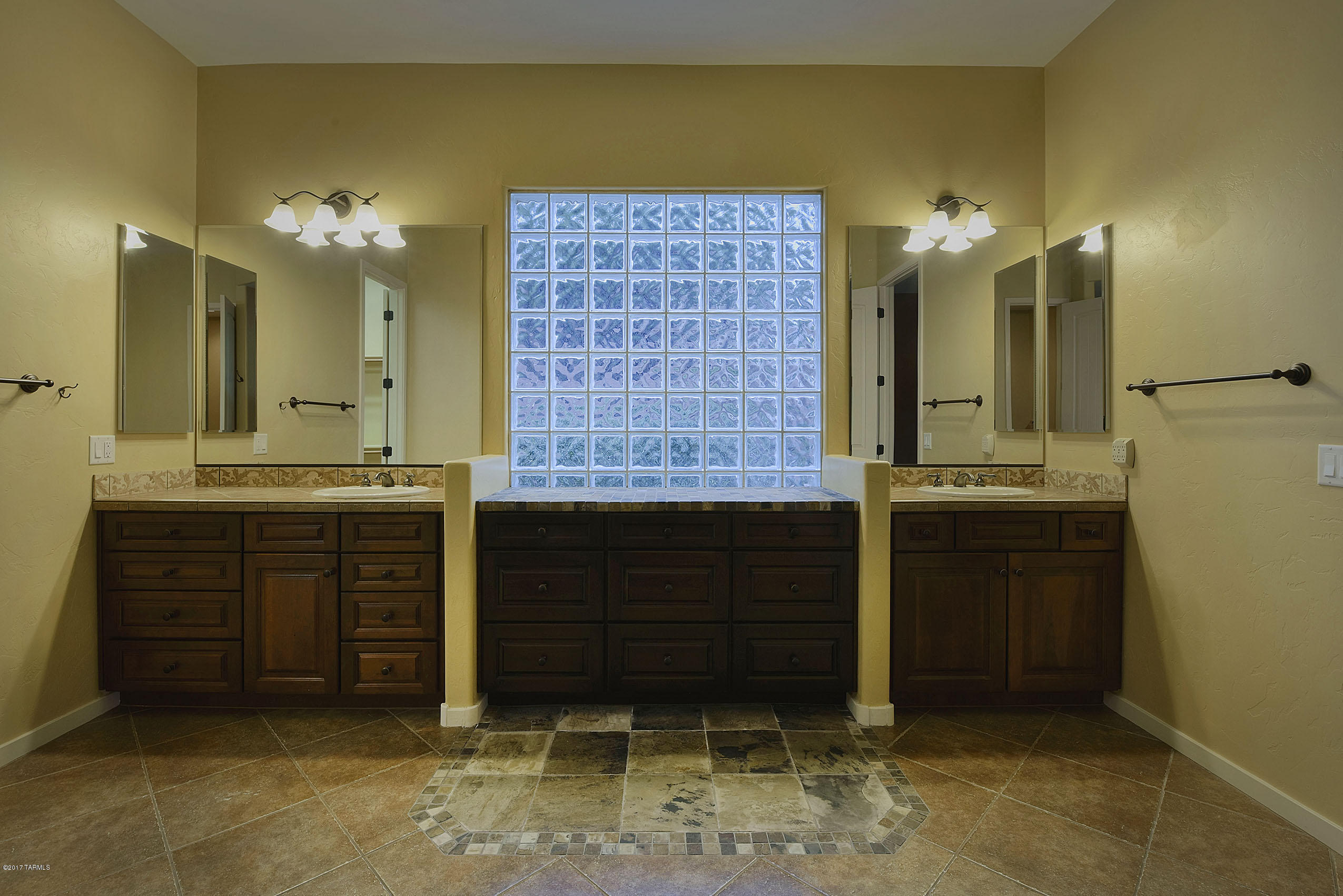 12474 N Fallen Shadows Drive