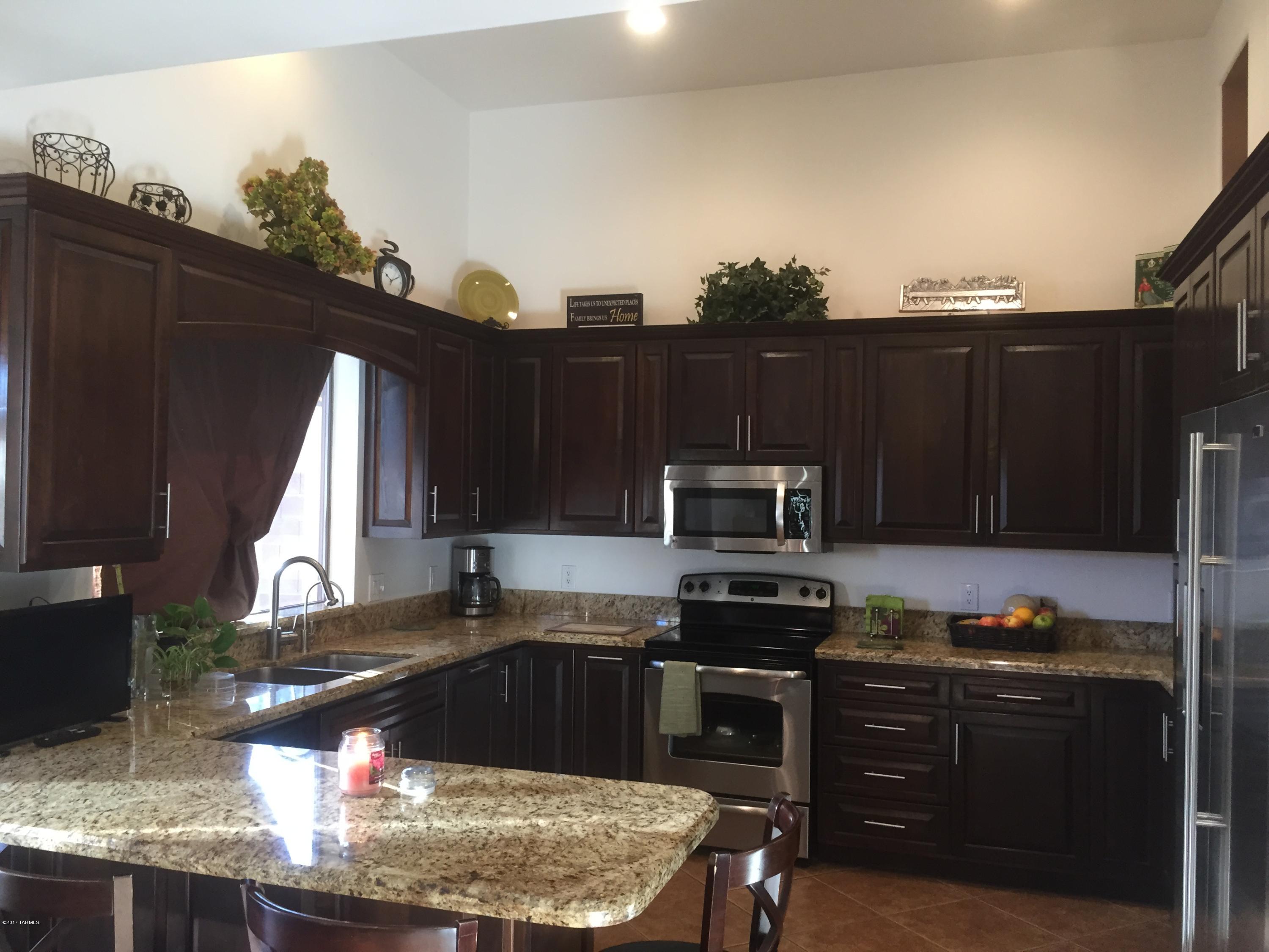 4259 W Calva Draw Place