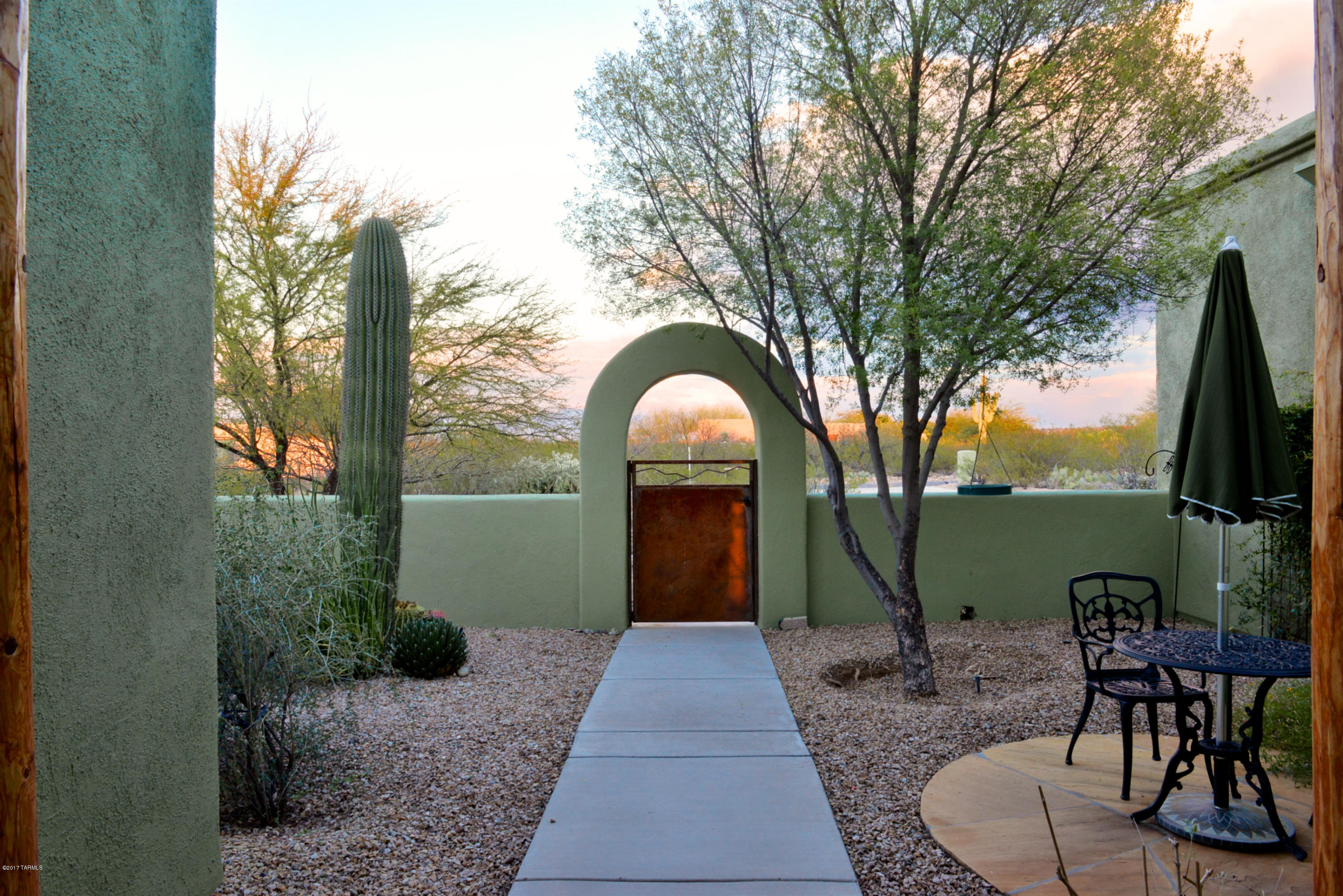 16586 S Saguaro View Lane