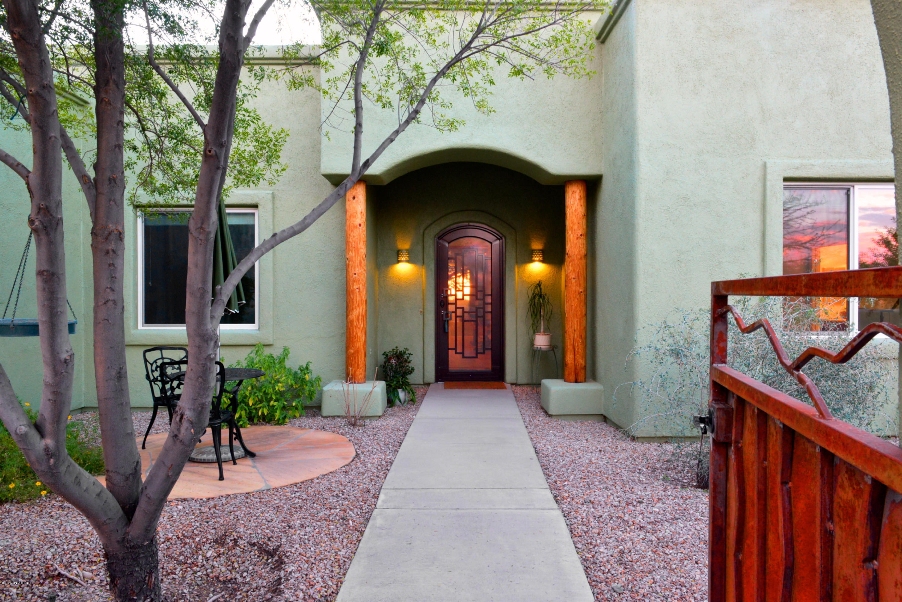 16586 S Saguaro View Lane