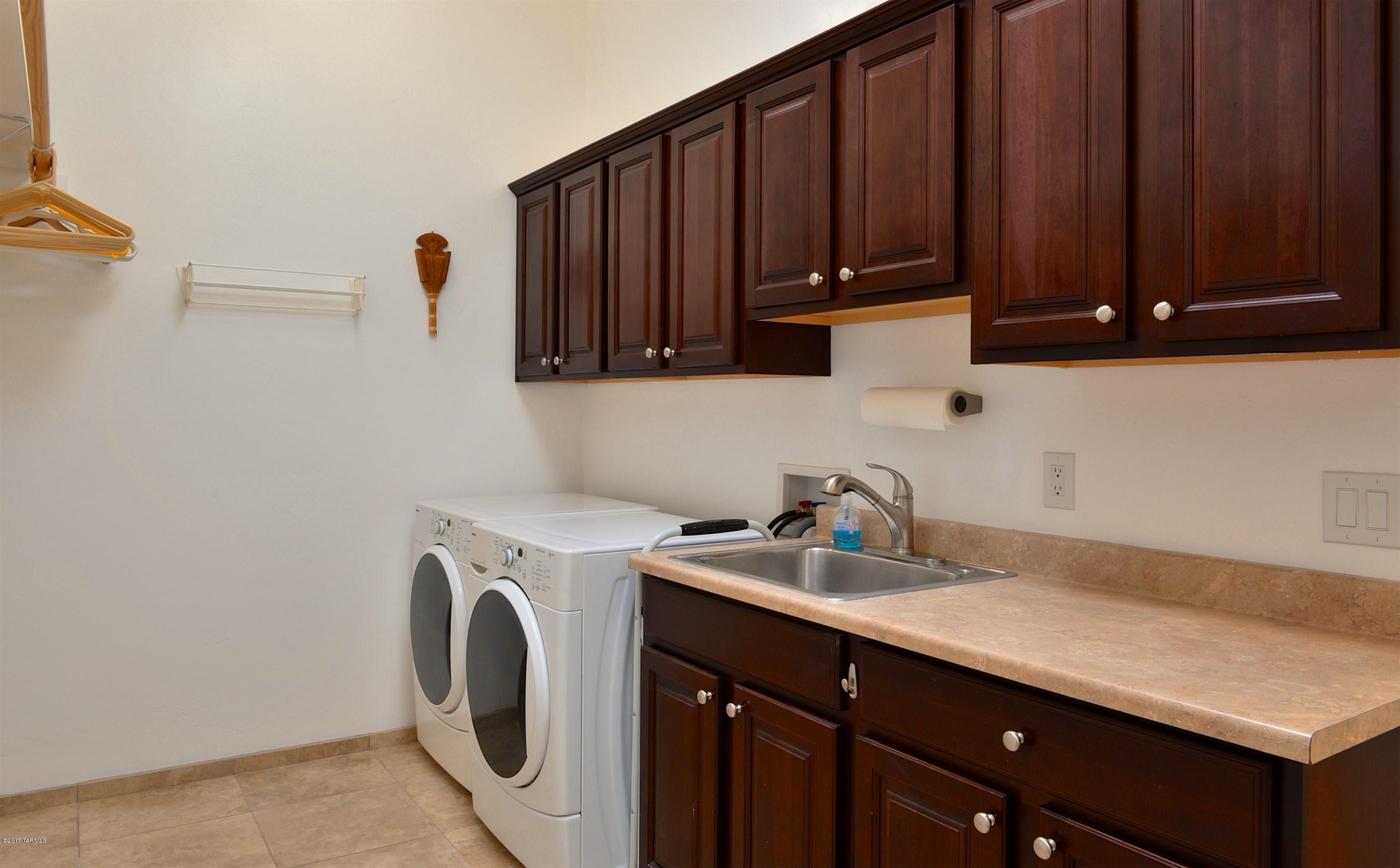 16586 S Saguaro View Lane