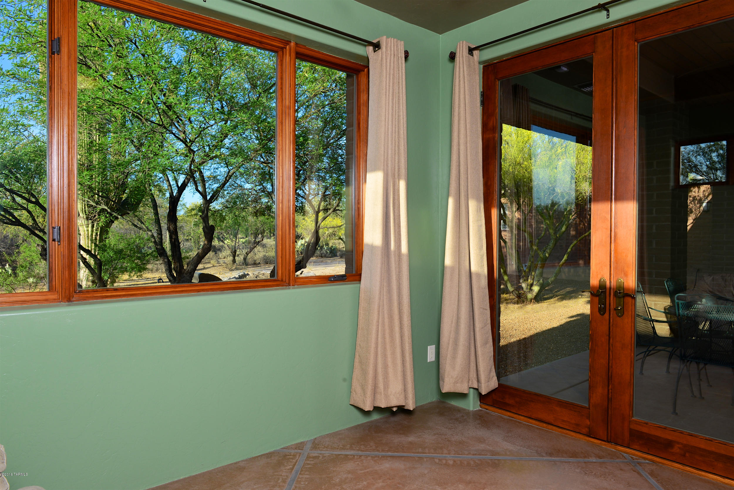 2974 W Shannon View Court