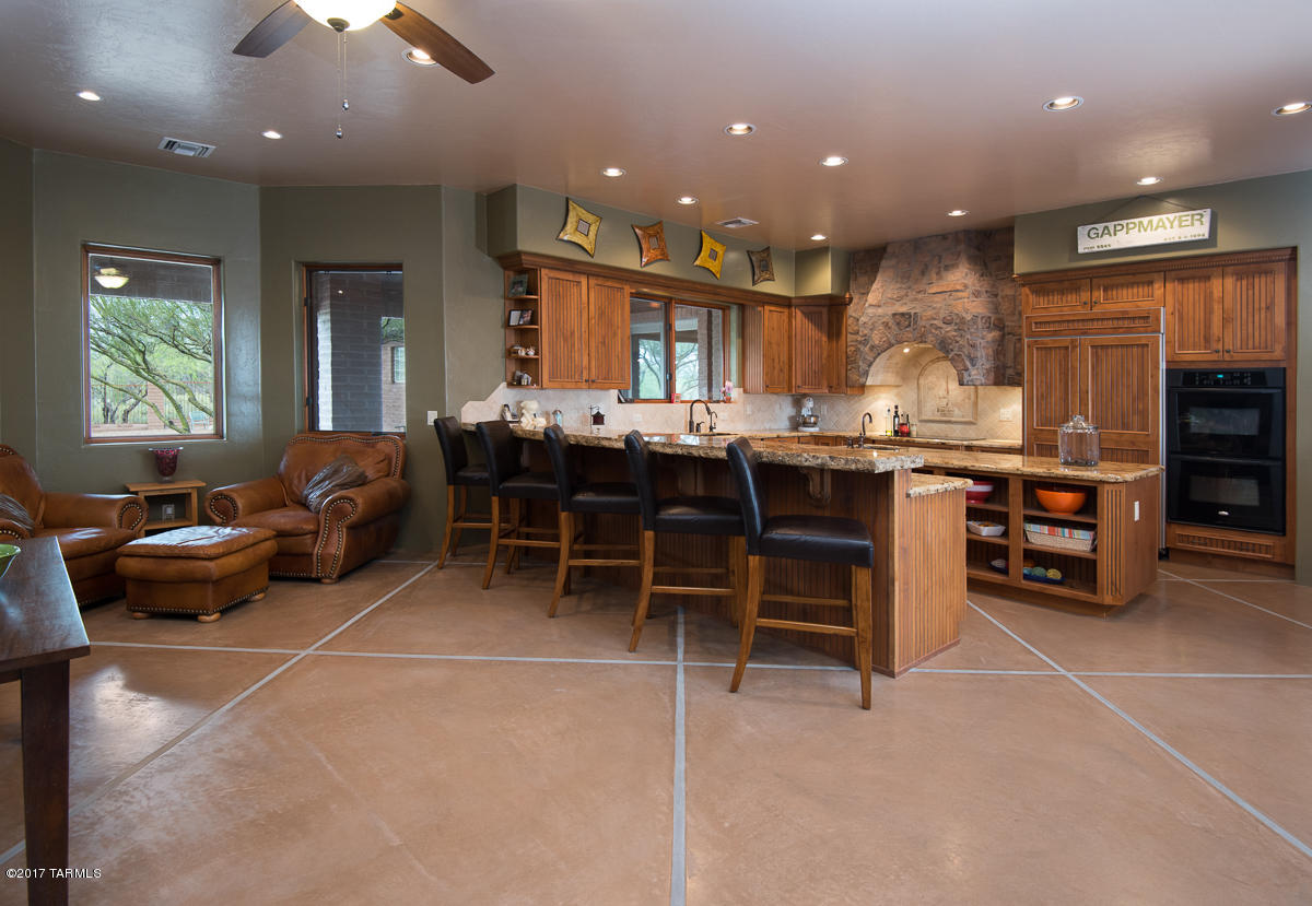 2974 W Shannon View Court