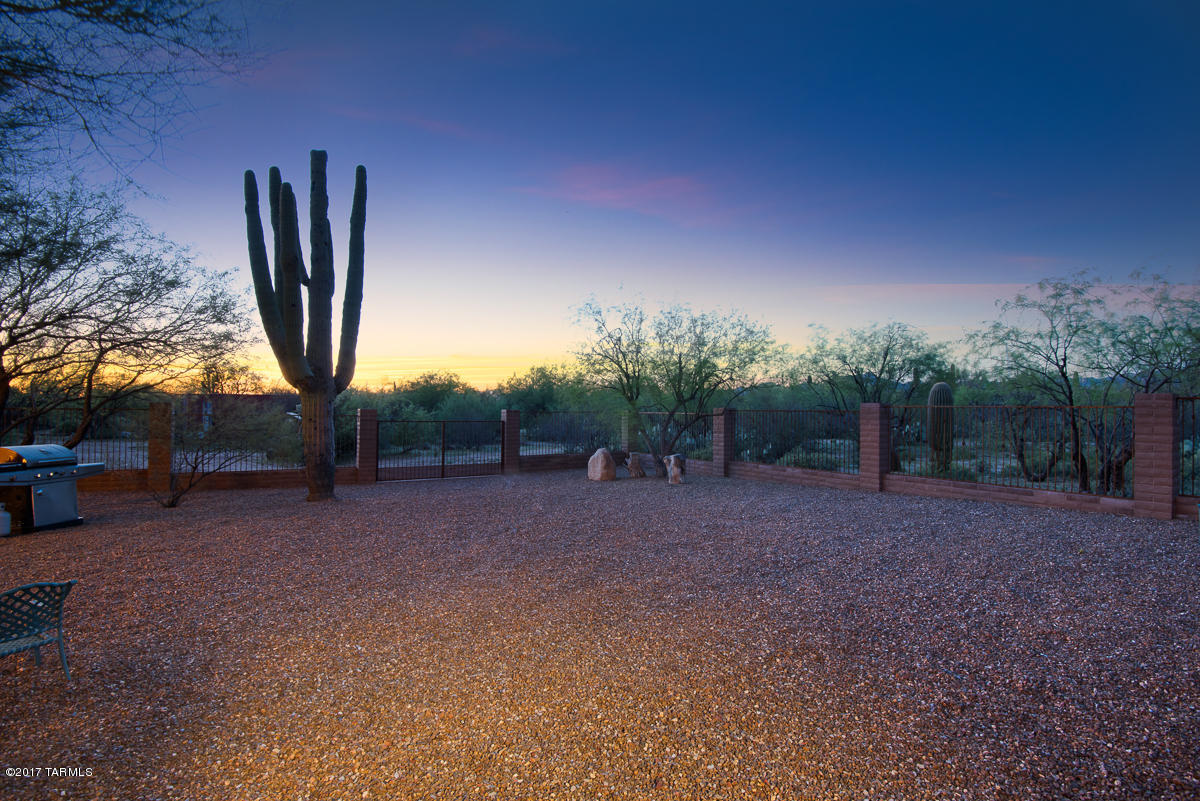 2974 W Shannon View Court