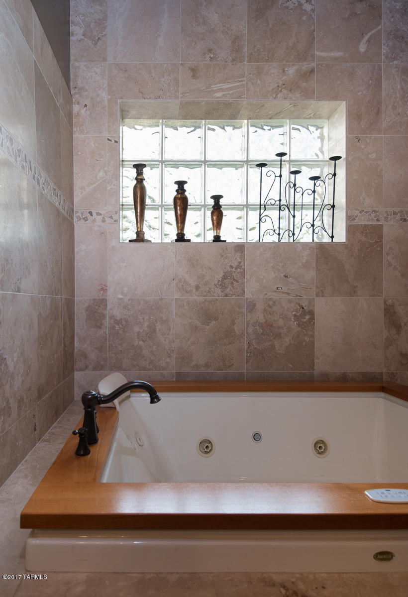 2974 W Shannon View Court