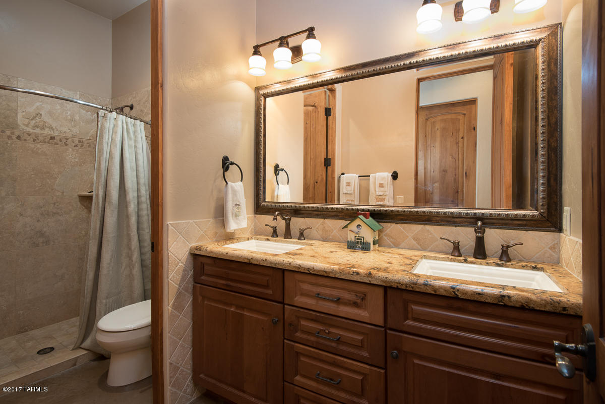 2974 W Shannon View Court