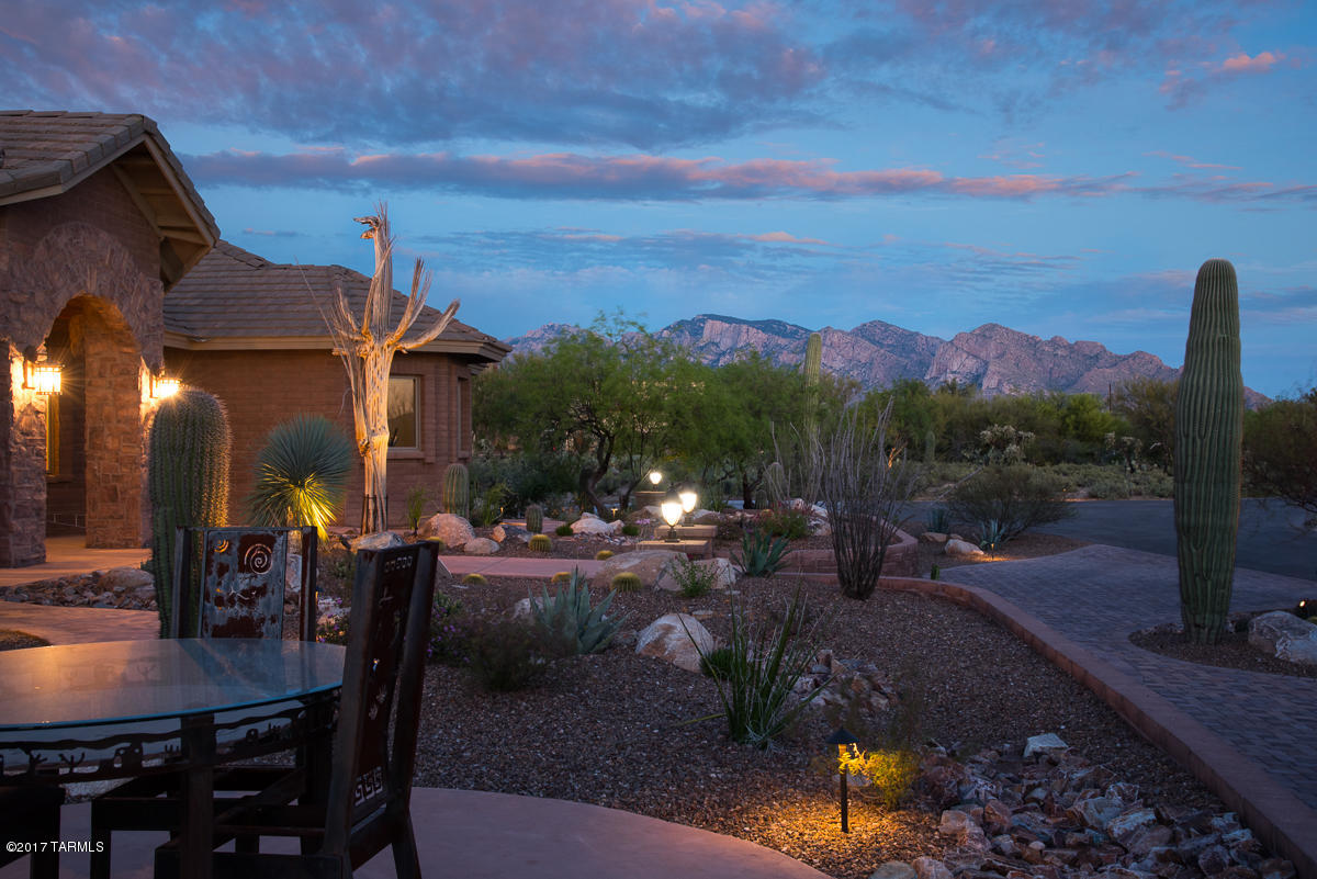 2974 W Shannon View Court