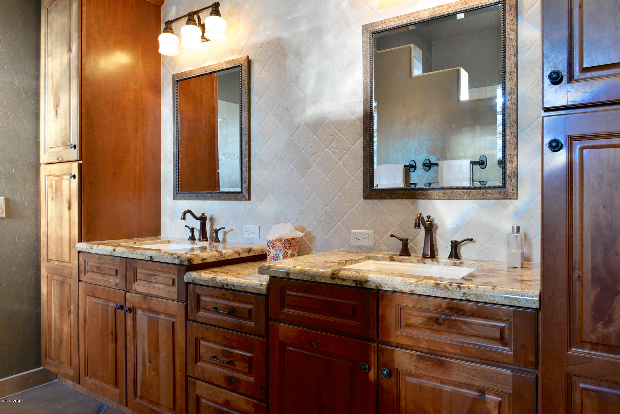 2974 W Shannon View Court