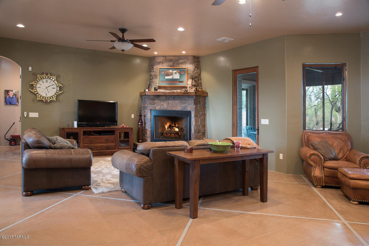 2974 W Shannon View Court