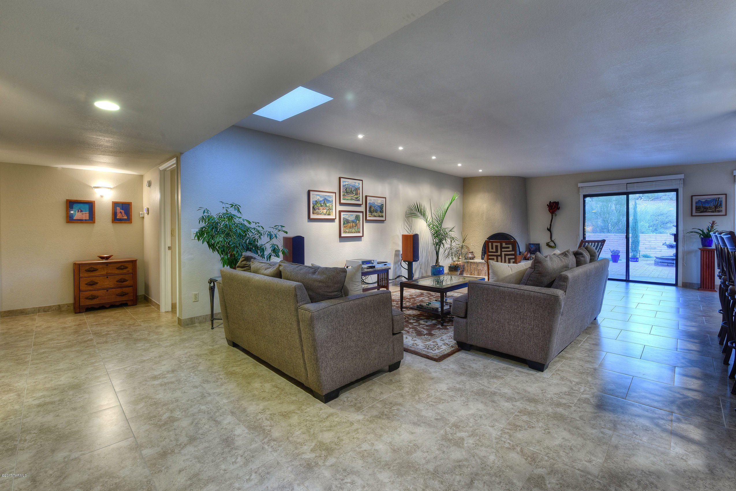 4640 N Camino Campero