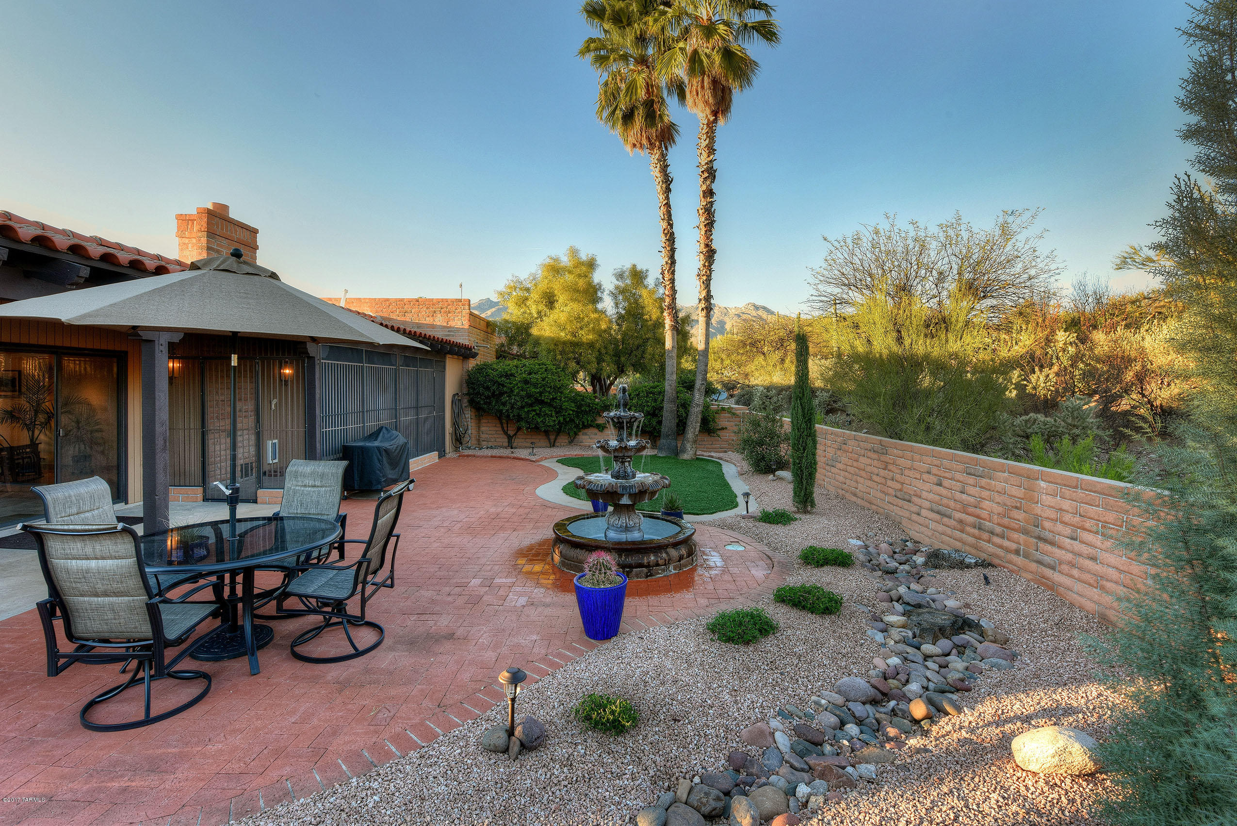 4640 N Camino Campero