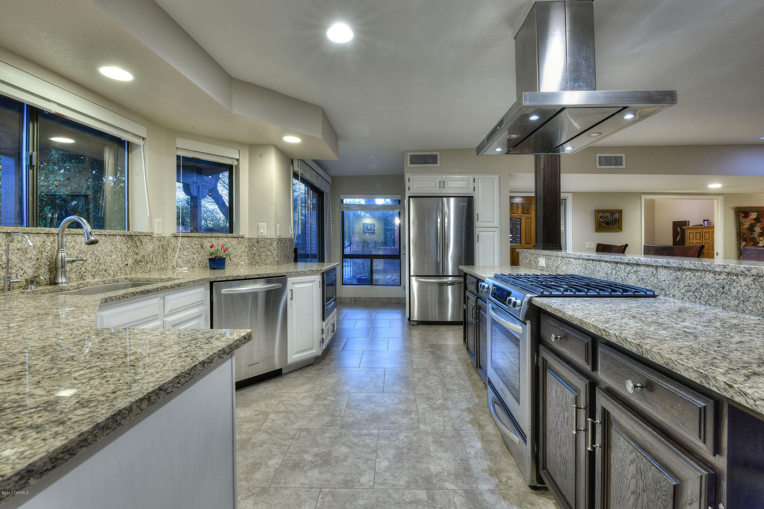 4640 N Camino Campero