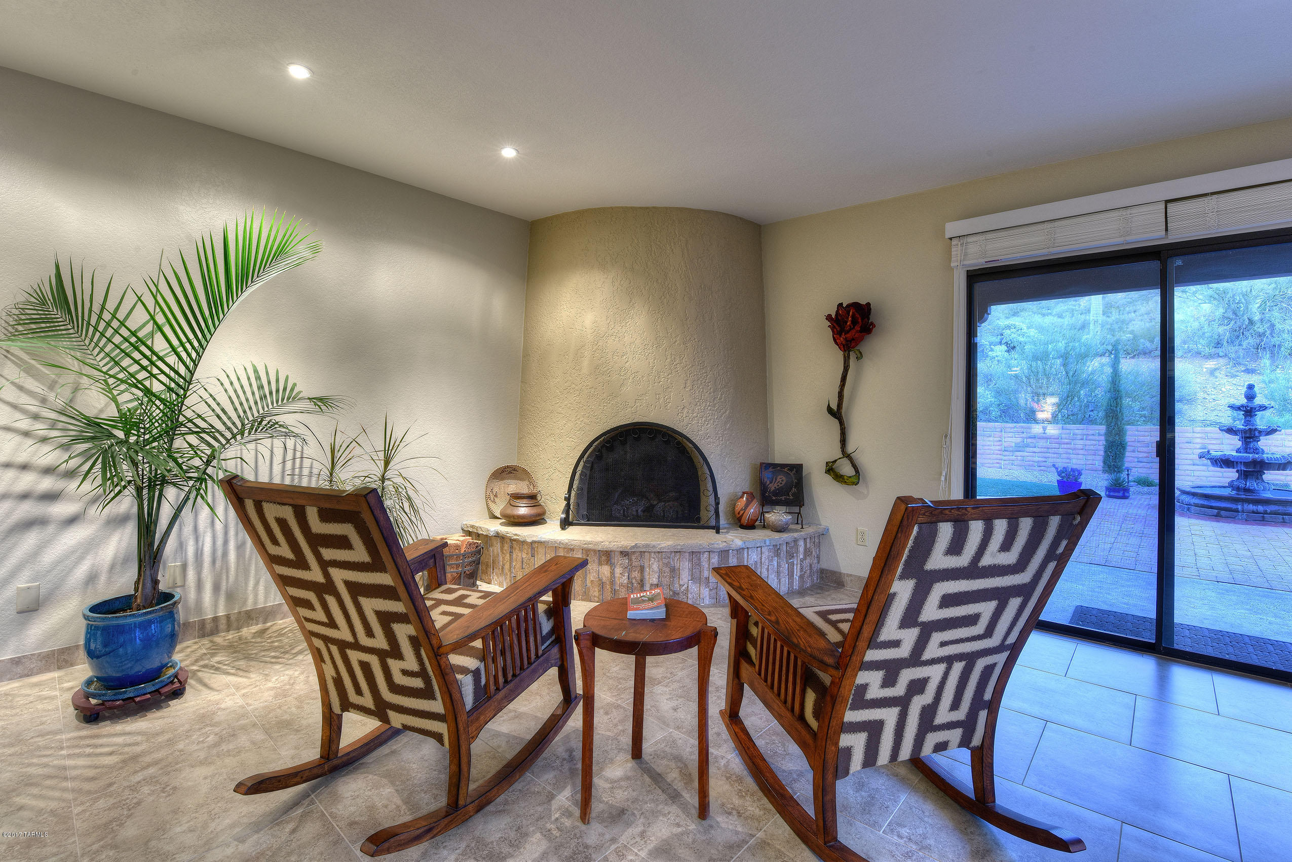 4640 N Camino Campero