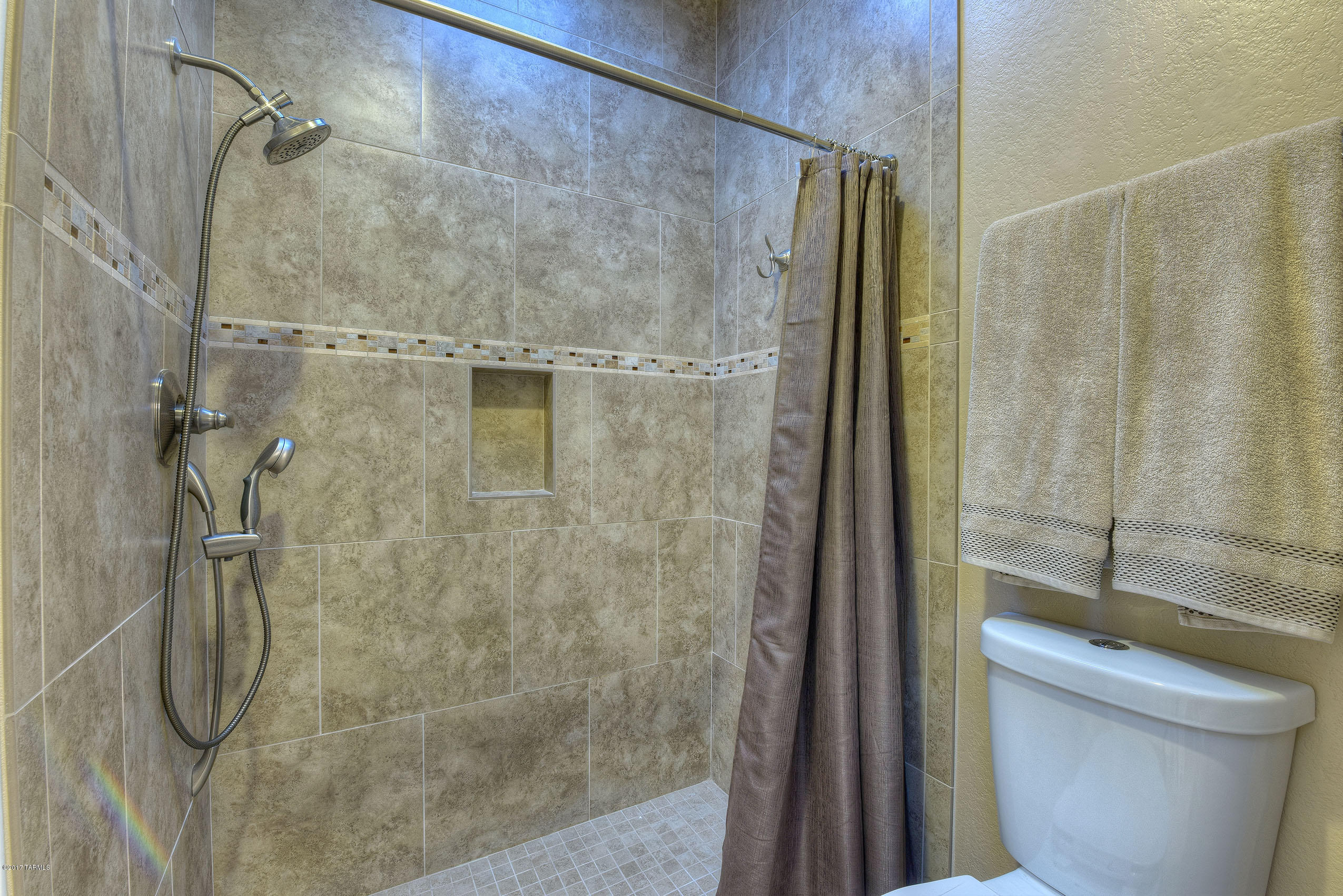 4640 N Camino Campero