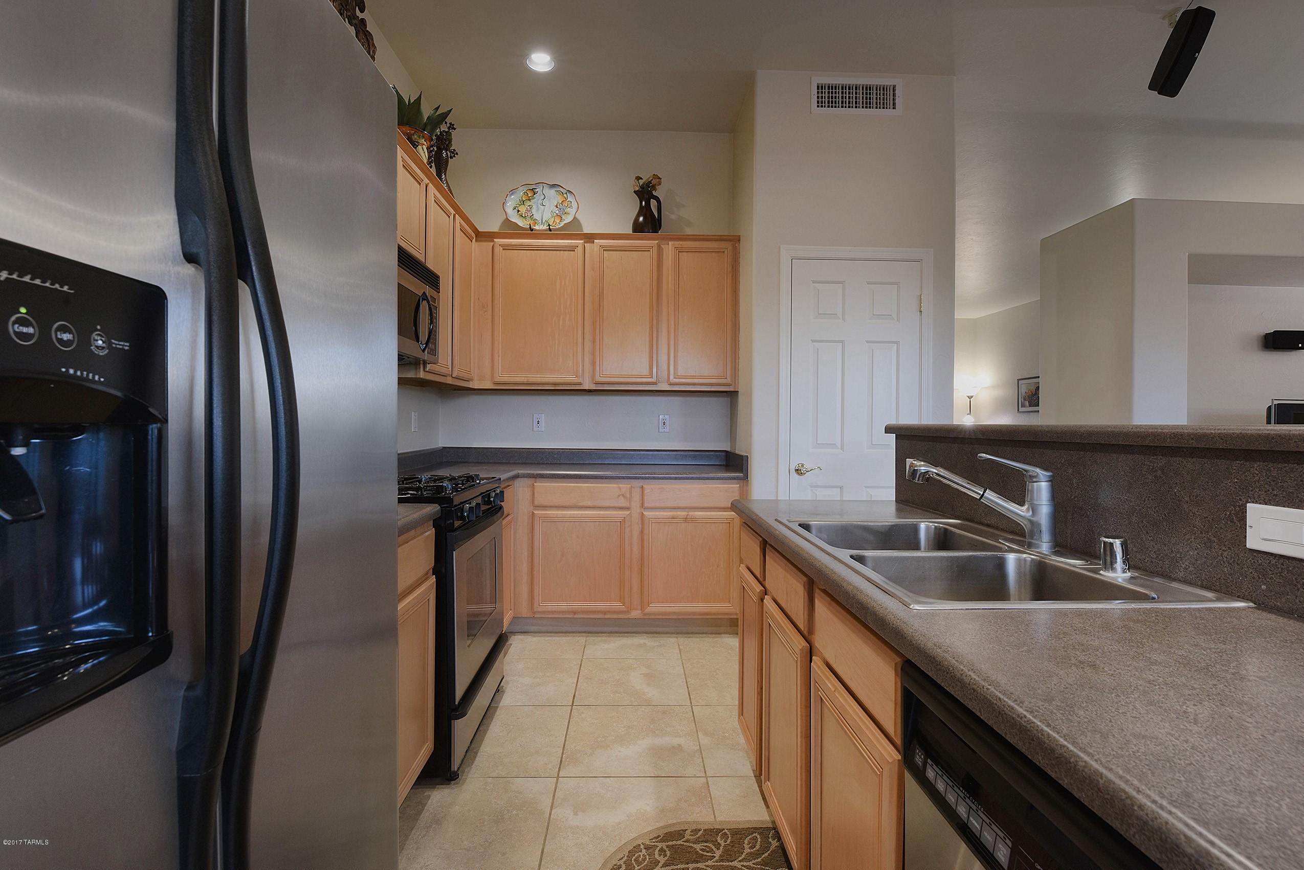 13711 N Bushwacker Place