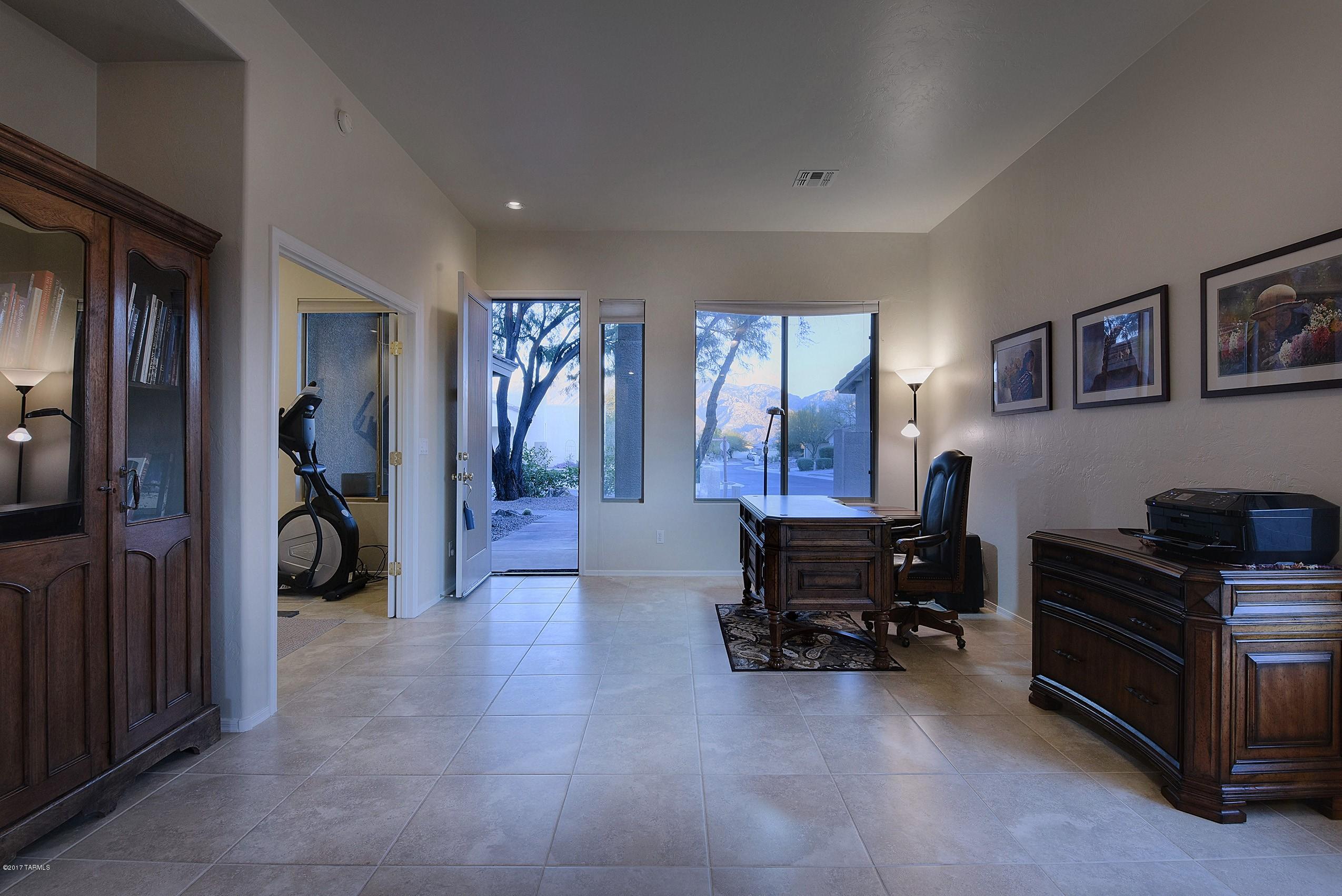 13711 N Bushwacker Place