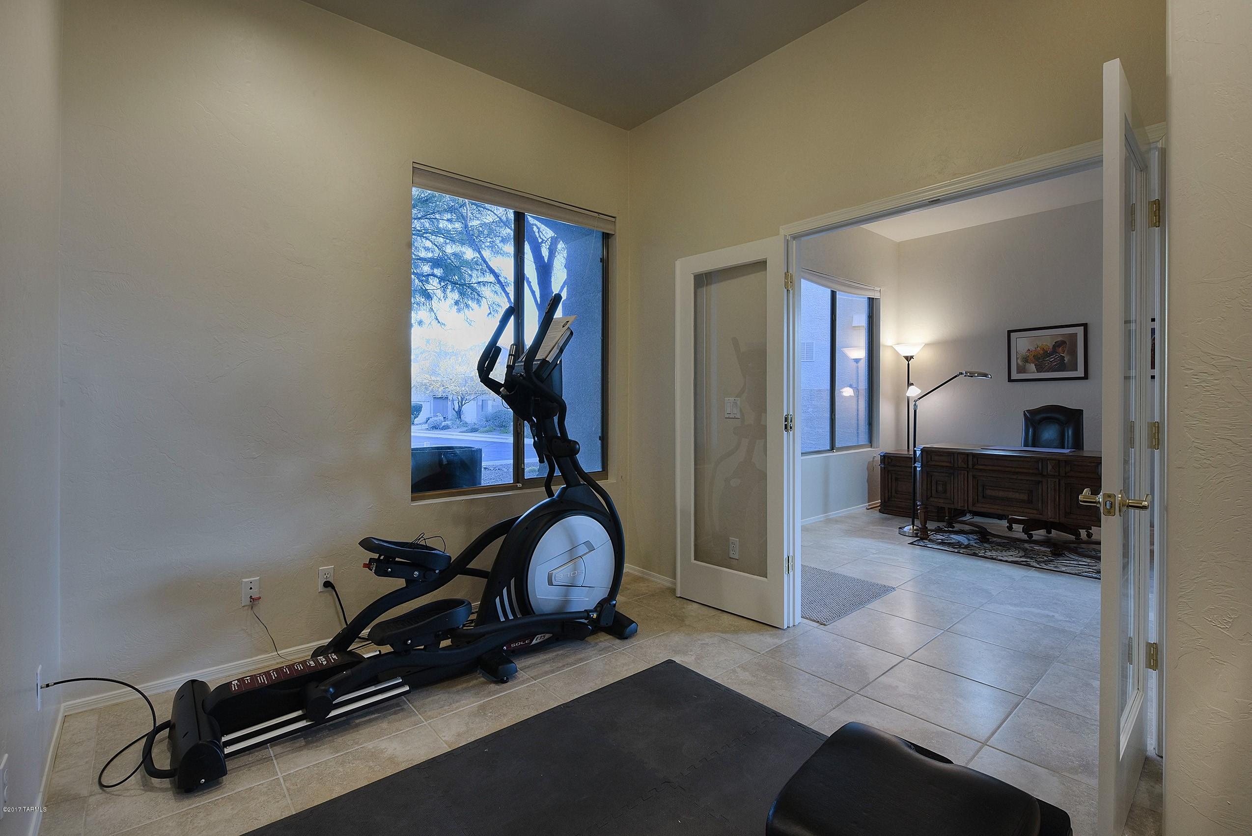 13711 N Bushwacker Place