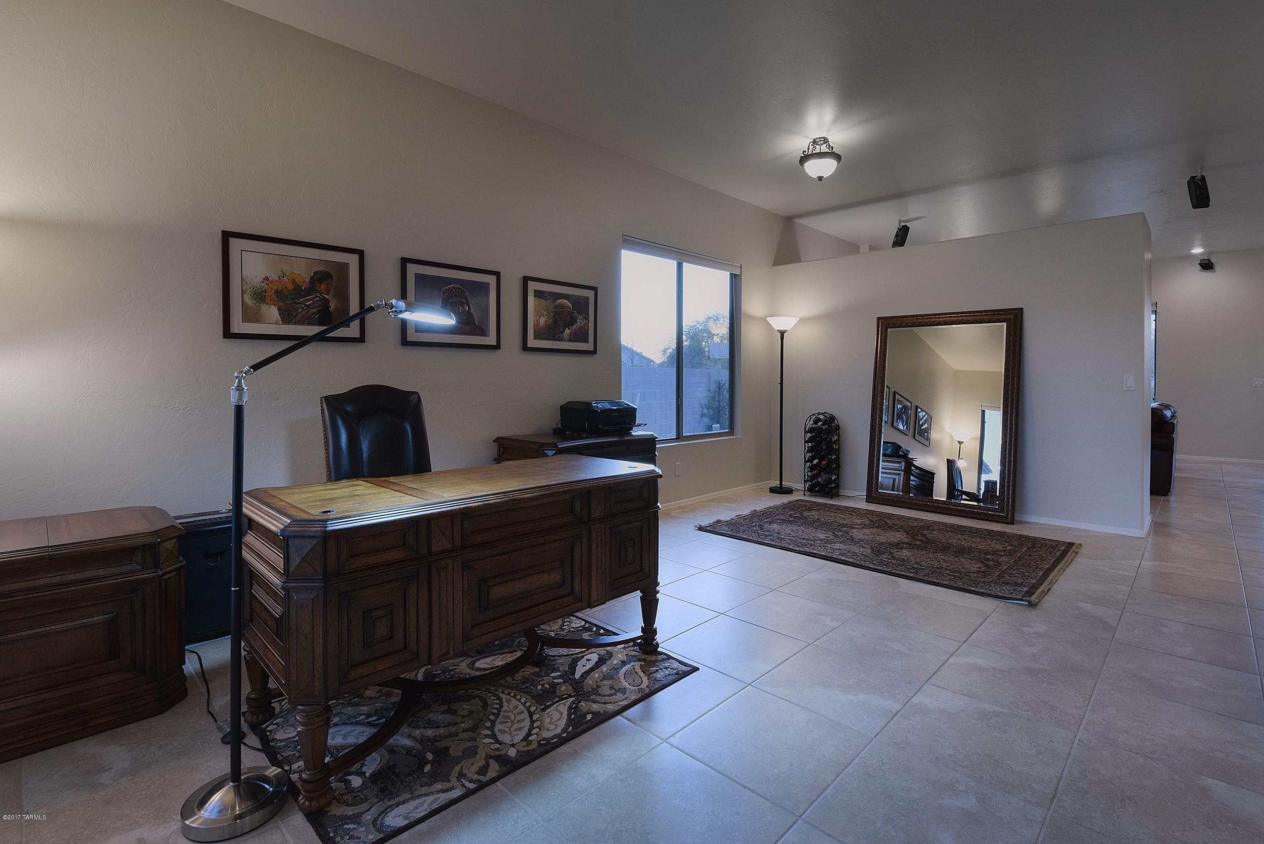 13711 N Bushwacker Place