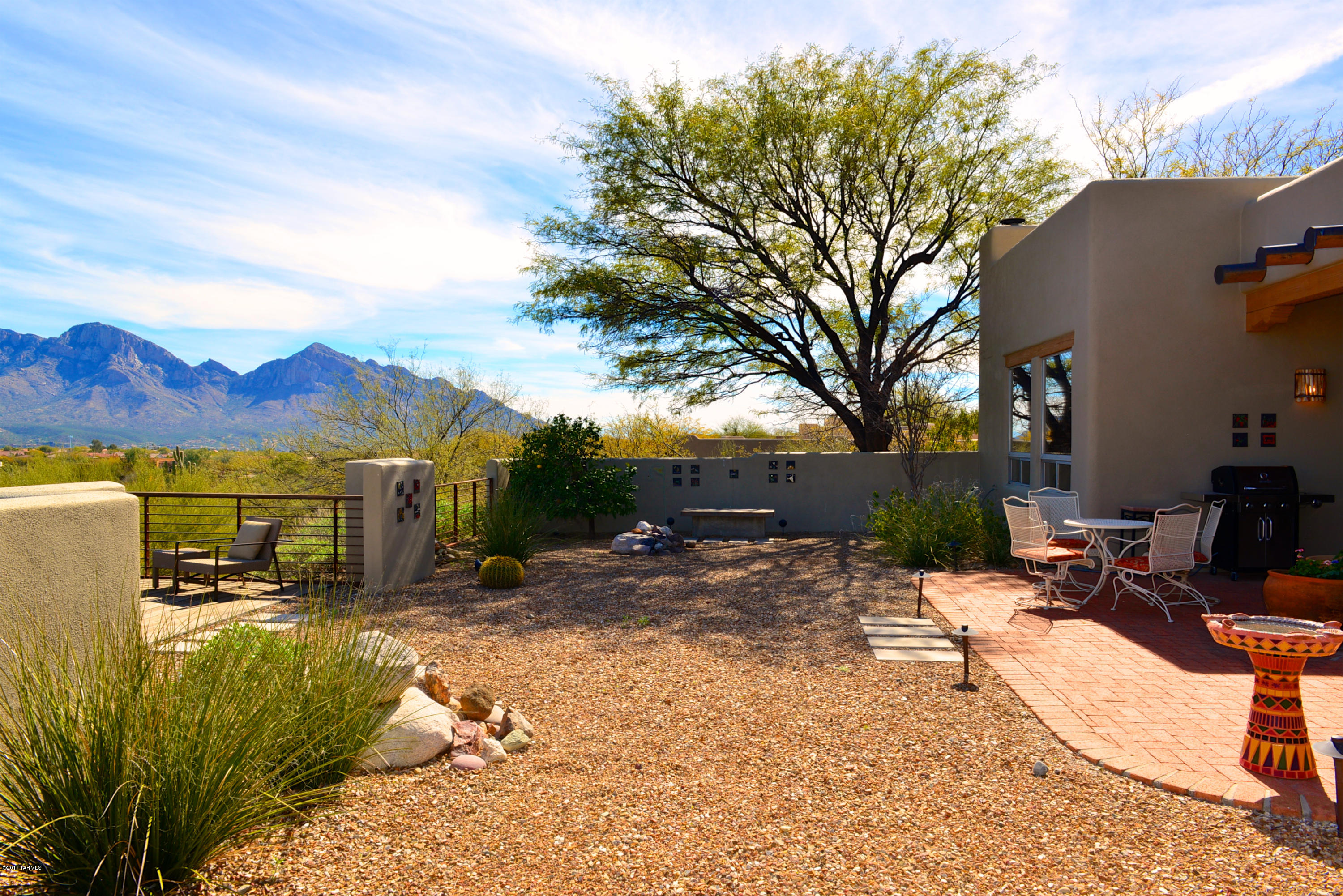 620 W Kachina Ridge Place