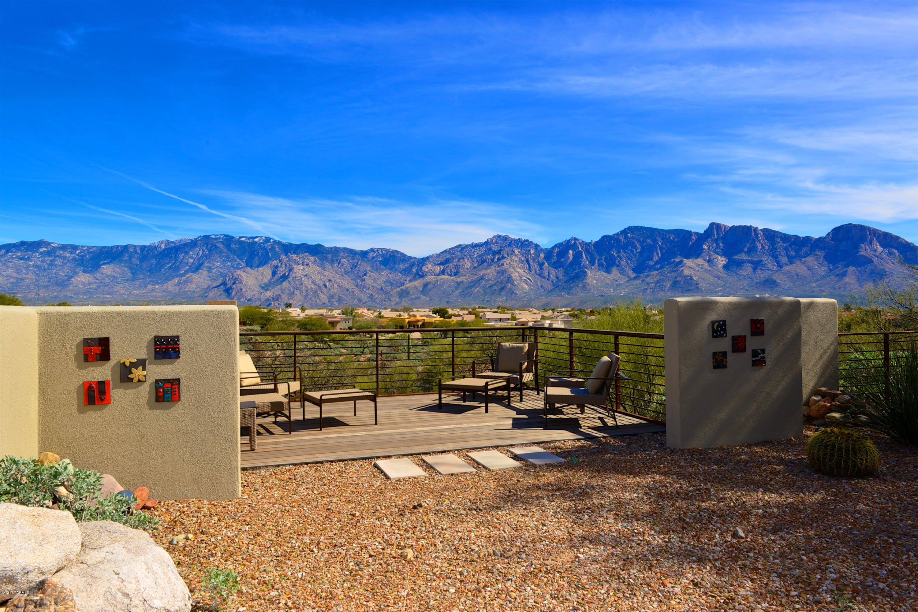 620 W Kachina Ridge Place