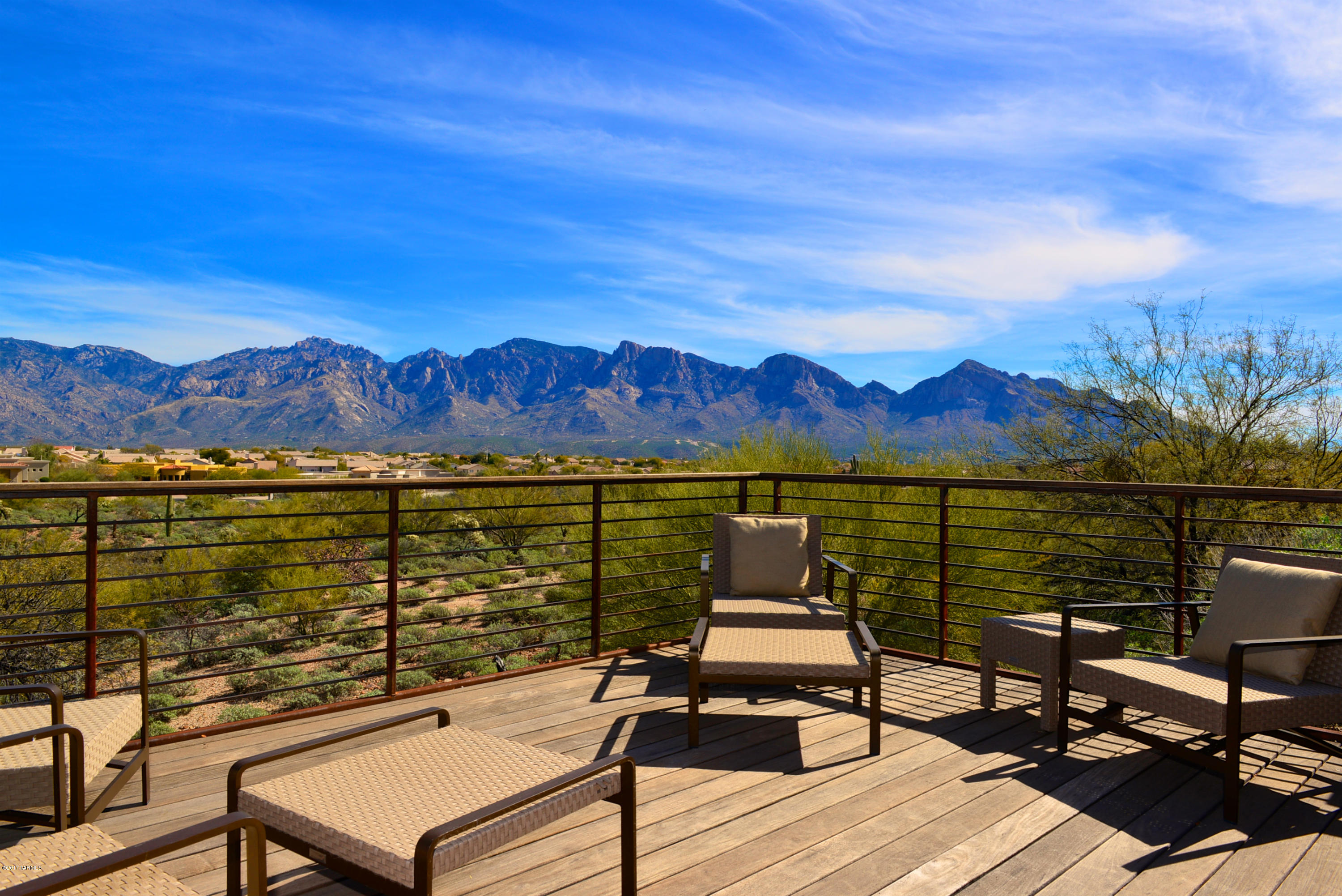 620 W Kachina Ridge Place