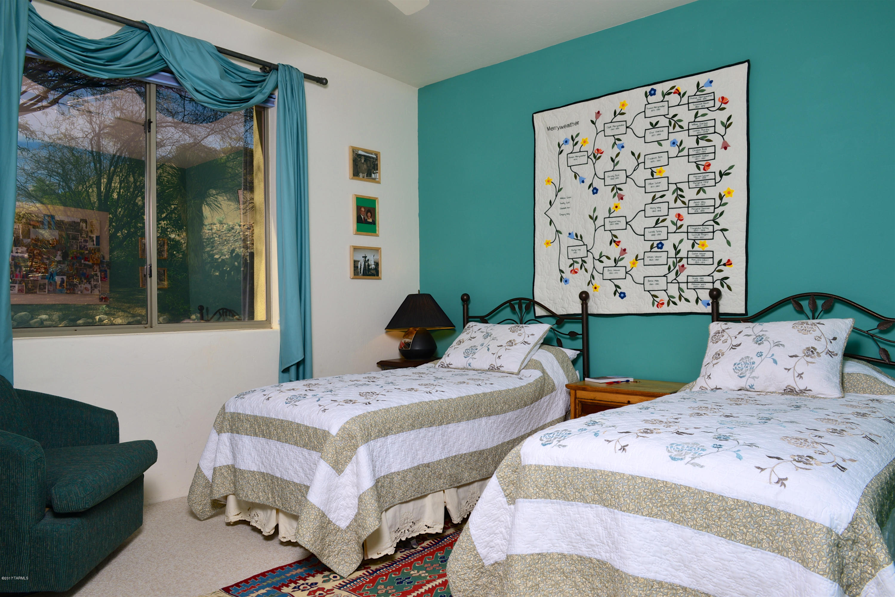 620 W Kachina Ridge Place