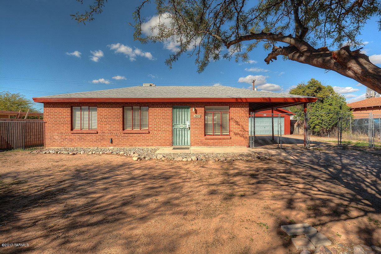 5631 E Calle Silvosa