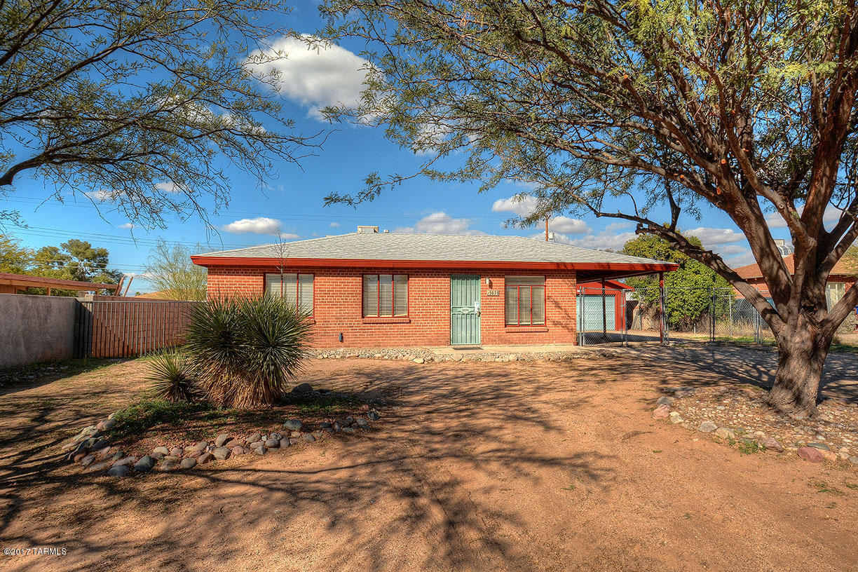 5631 E Calle Silvosa