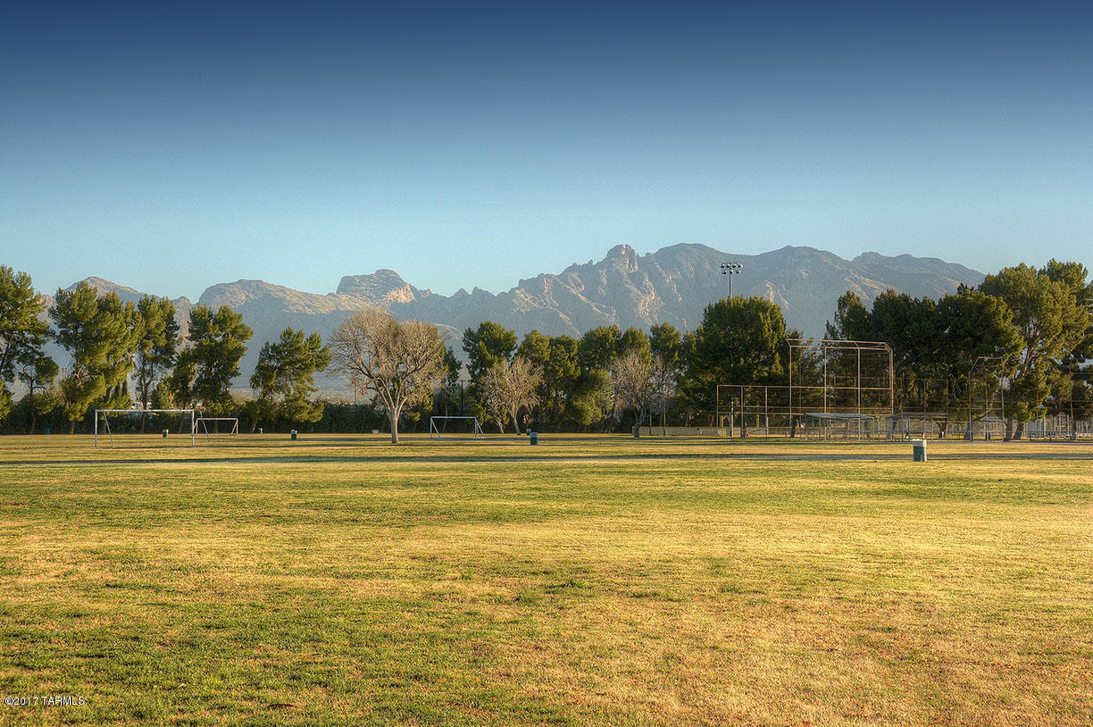 3250 N El Burrito Avenue