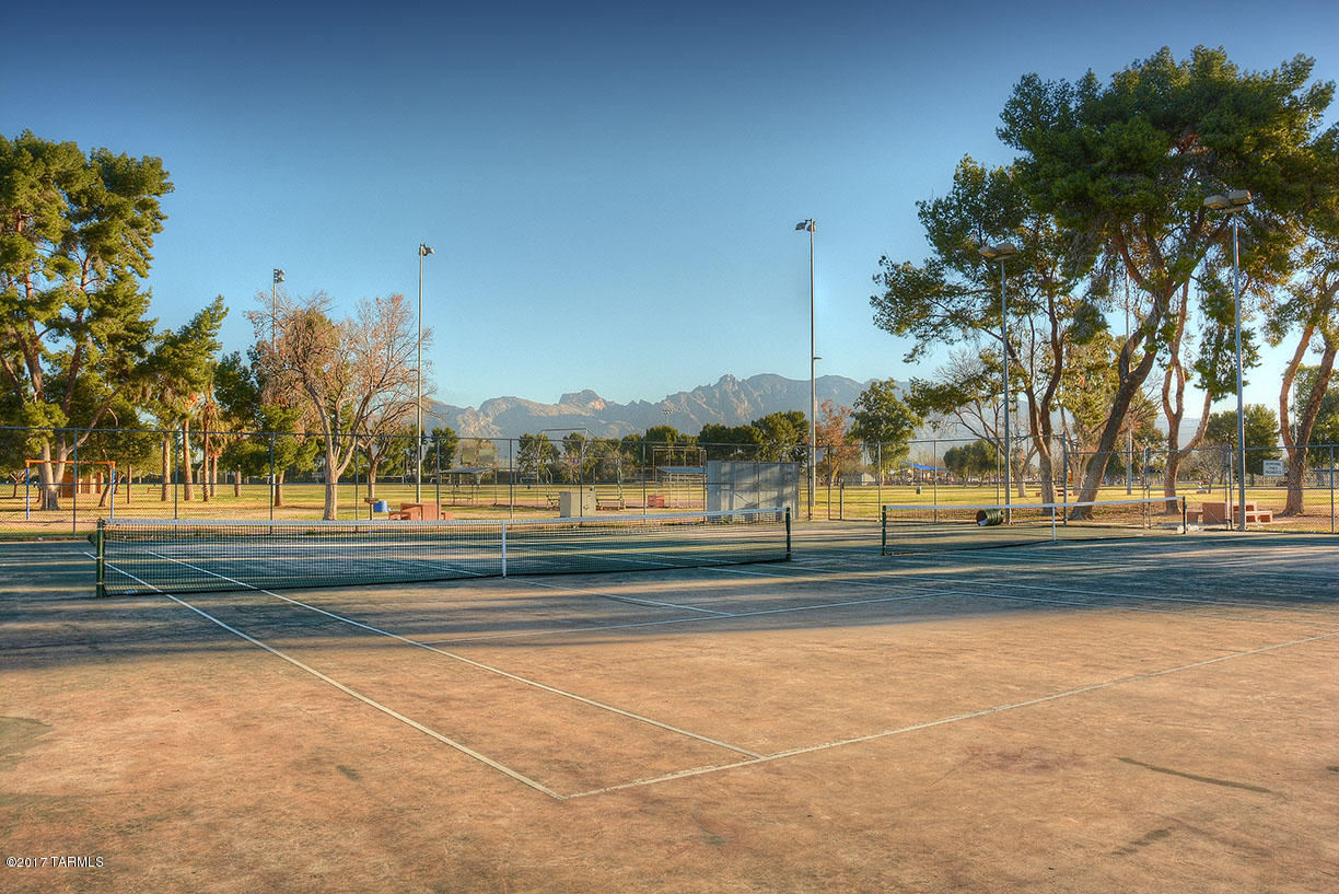 3250 N El Burrito Avenue