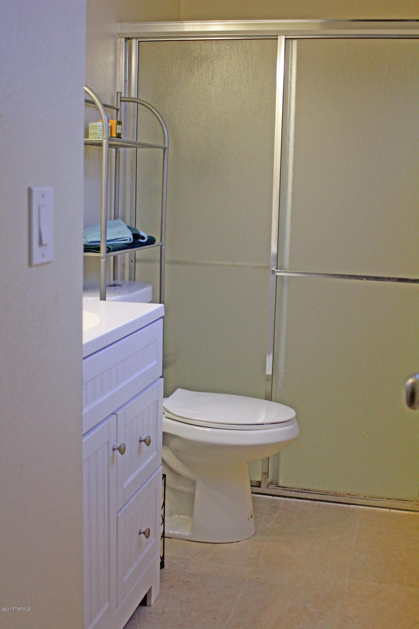 2350 S Bonanza Avenue