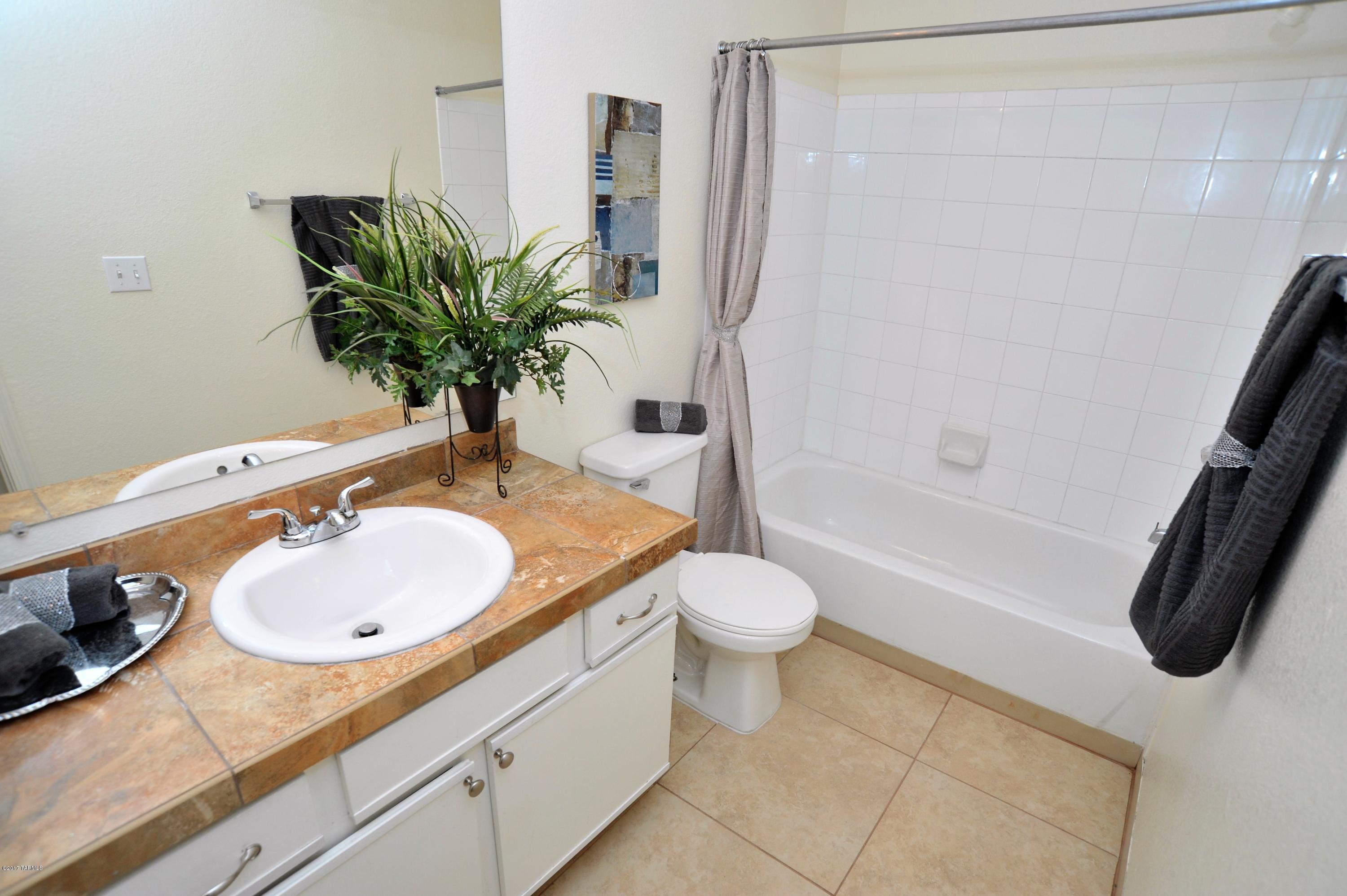 7255 E Snyder Road Unit: 7205