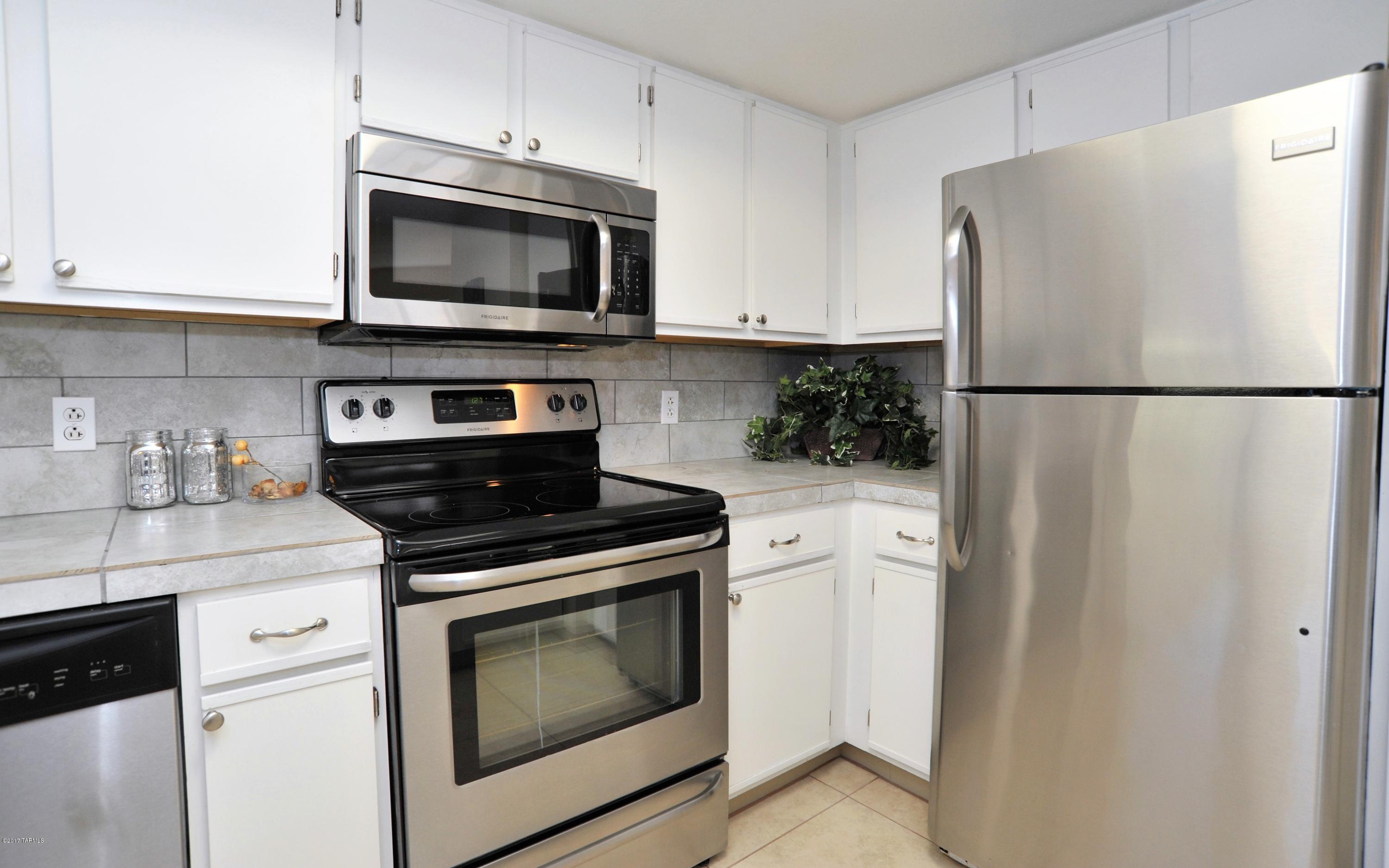 7255 E Snyder Road Unit: 7205