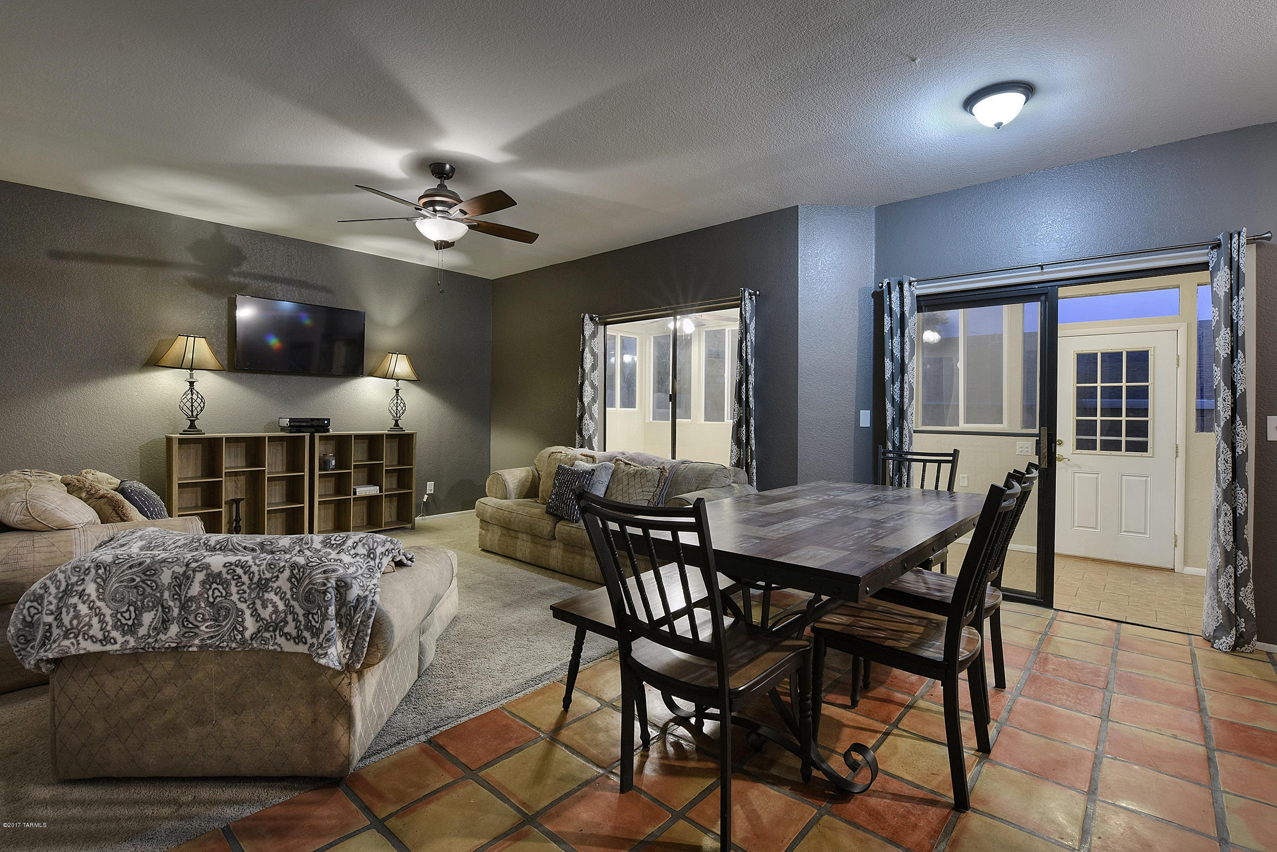 2611 W Camino Del Venegas