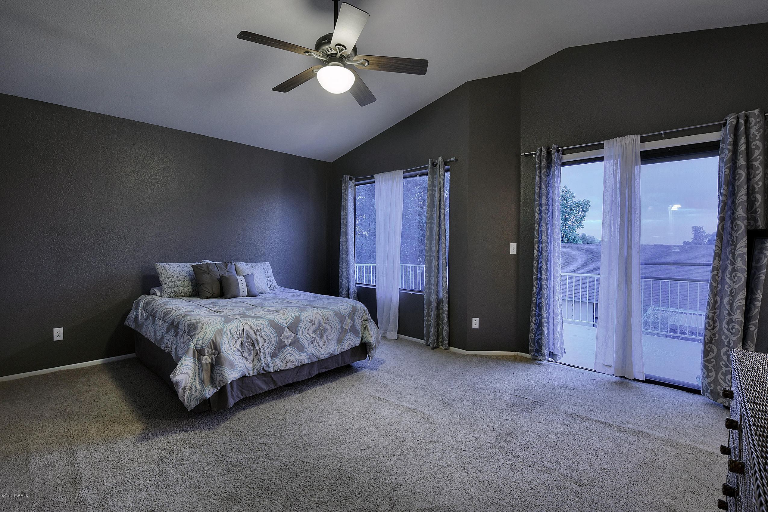 2611 W Camino Del Venegas