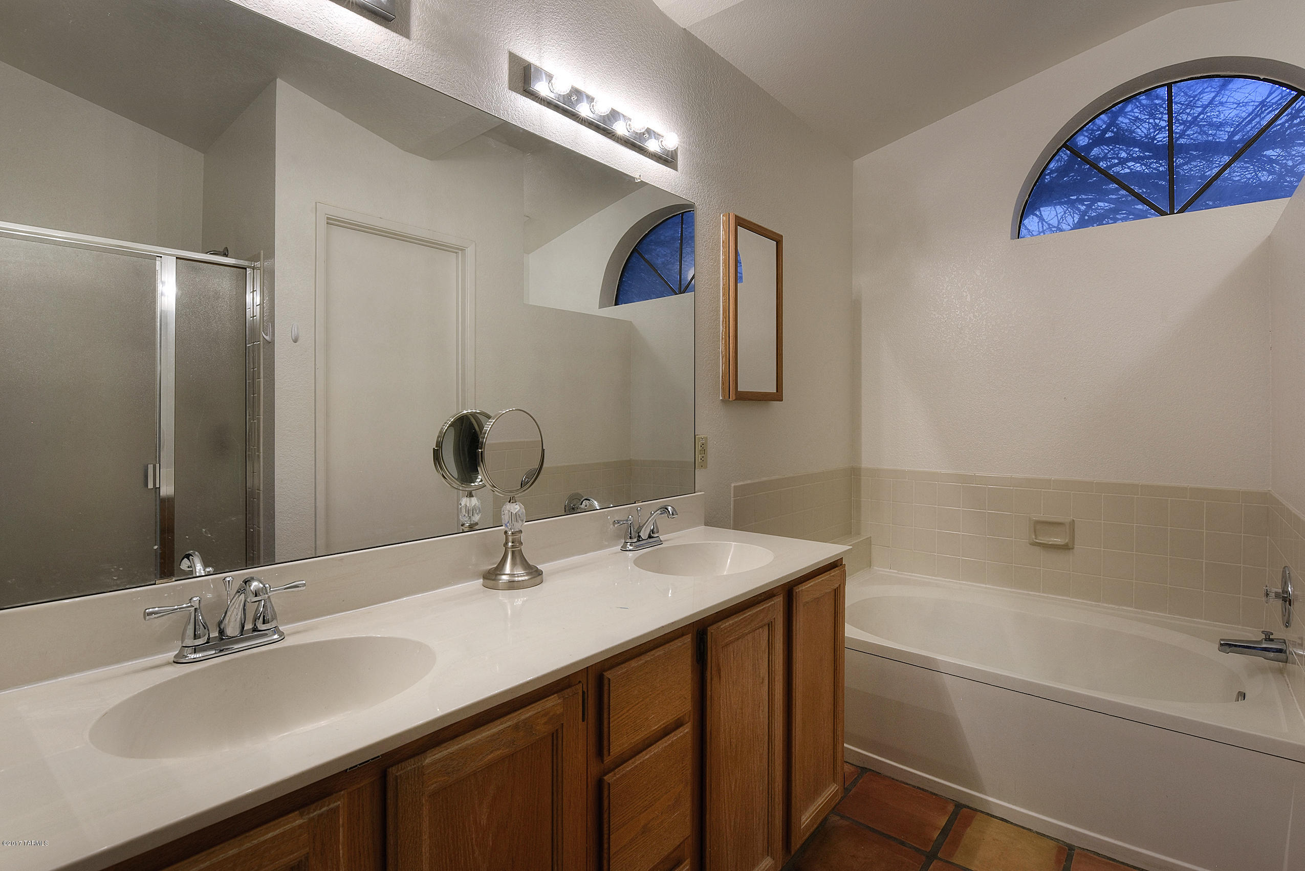 2611 W Camino Del Venegas