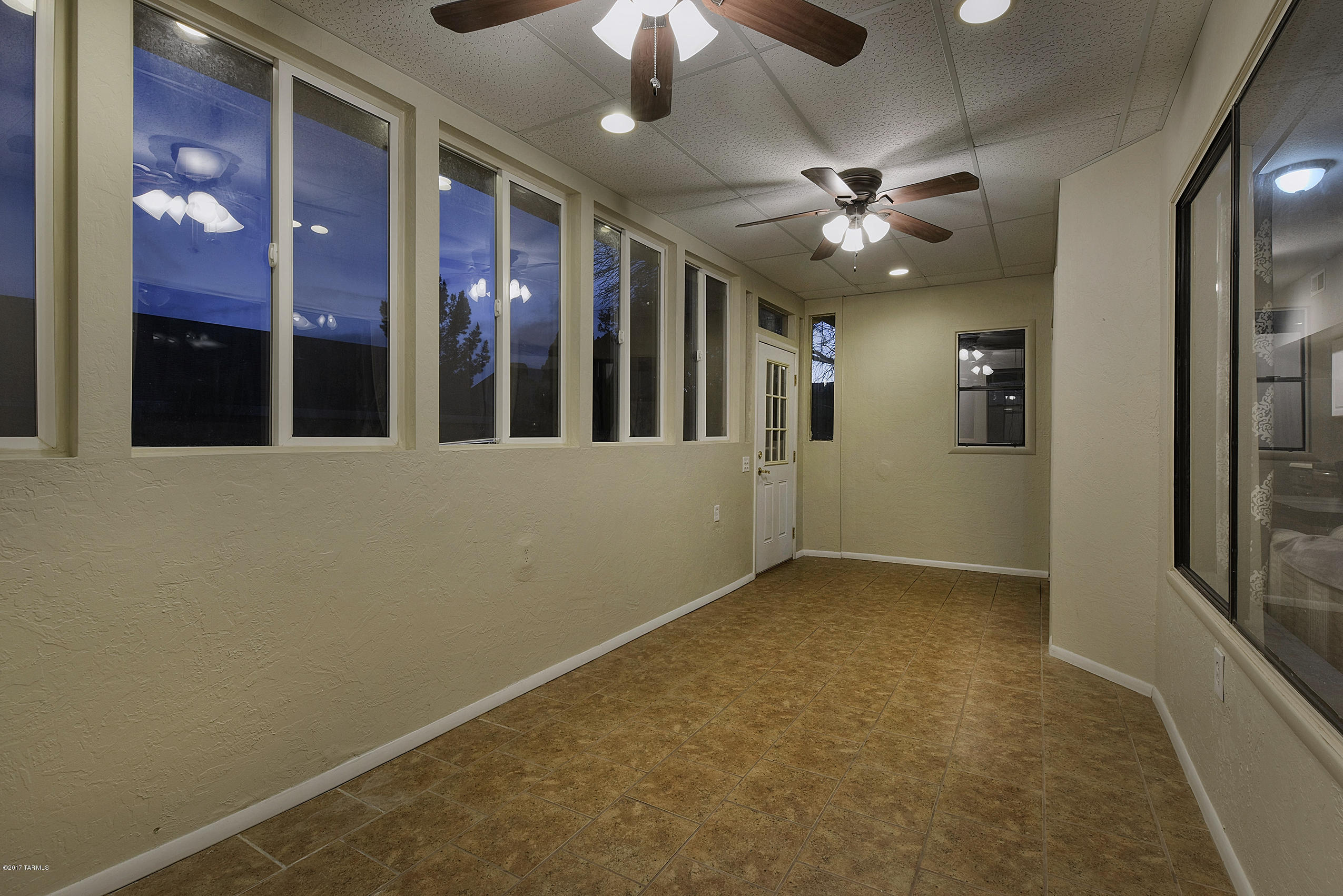 2611 W Camino Del Venegas