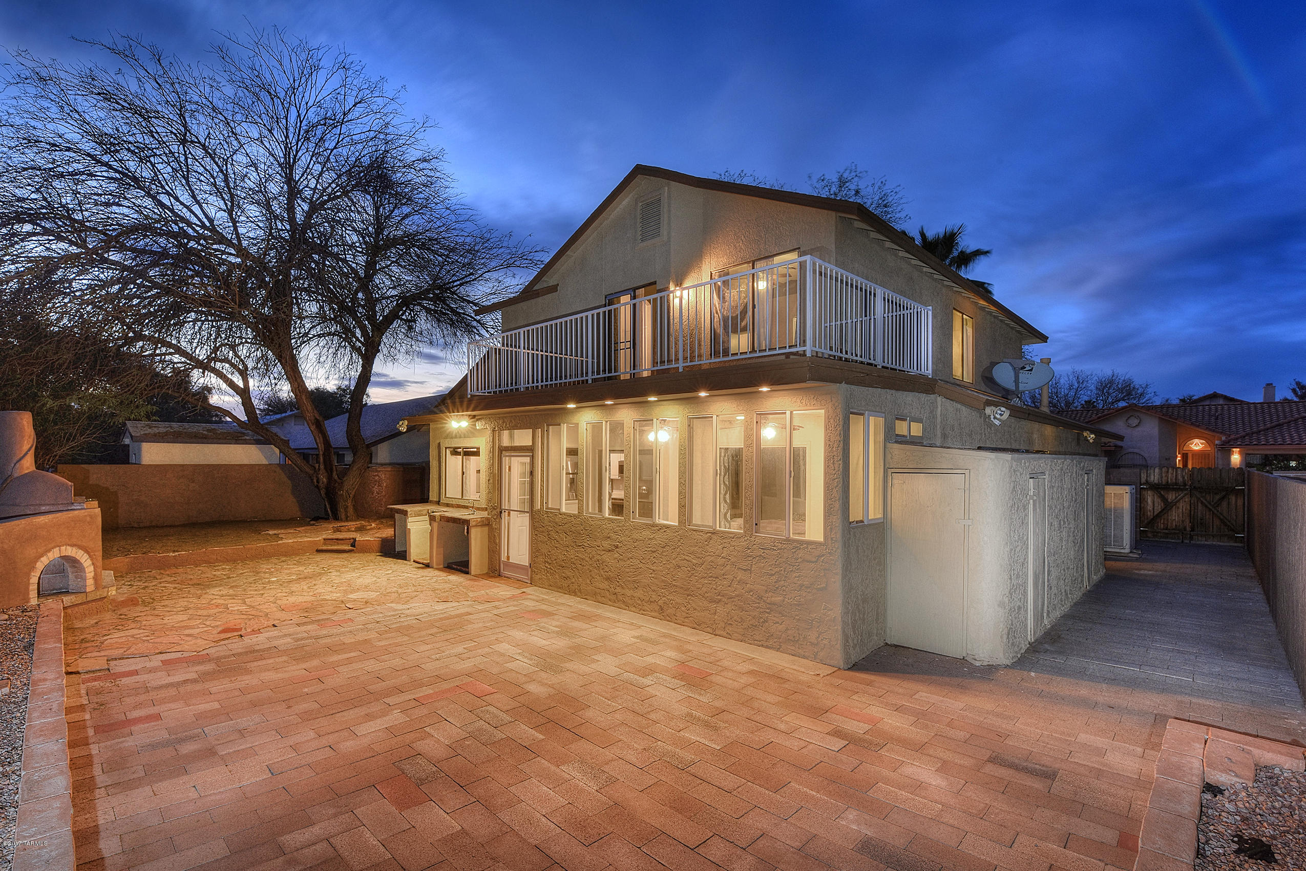 2611 W Camino Del Venegas