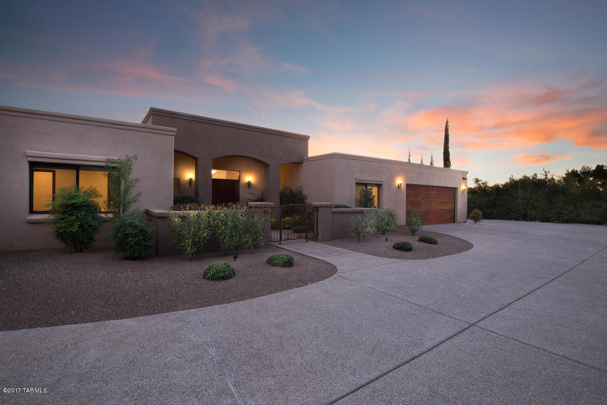 4971 E Mission Hill Place