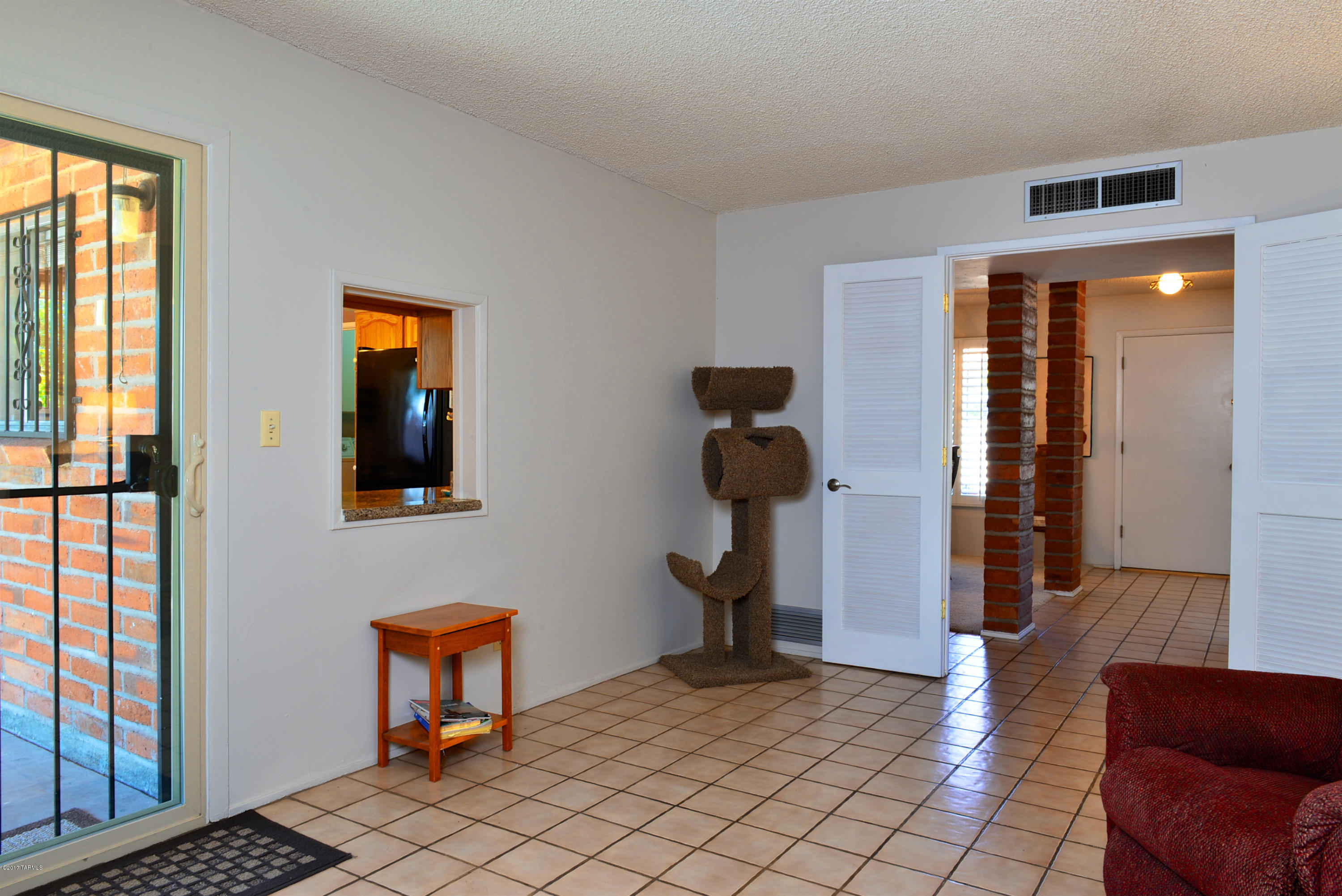 9072 E Palm Springs Place