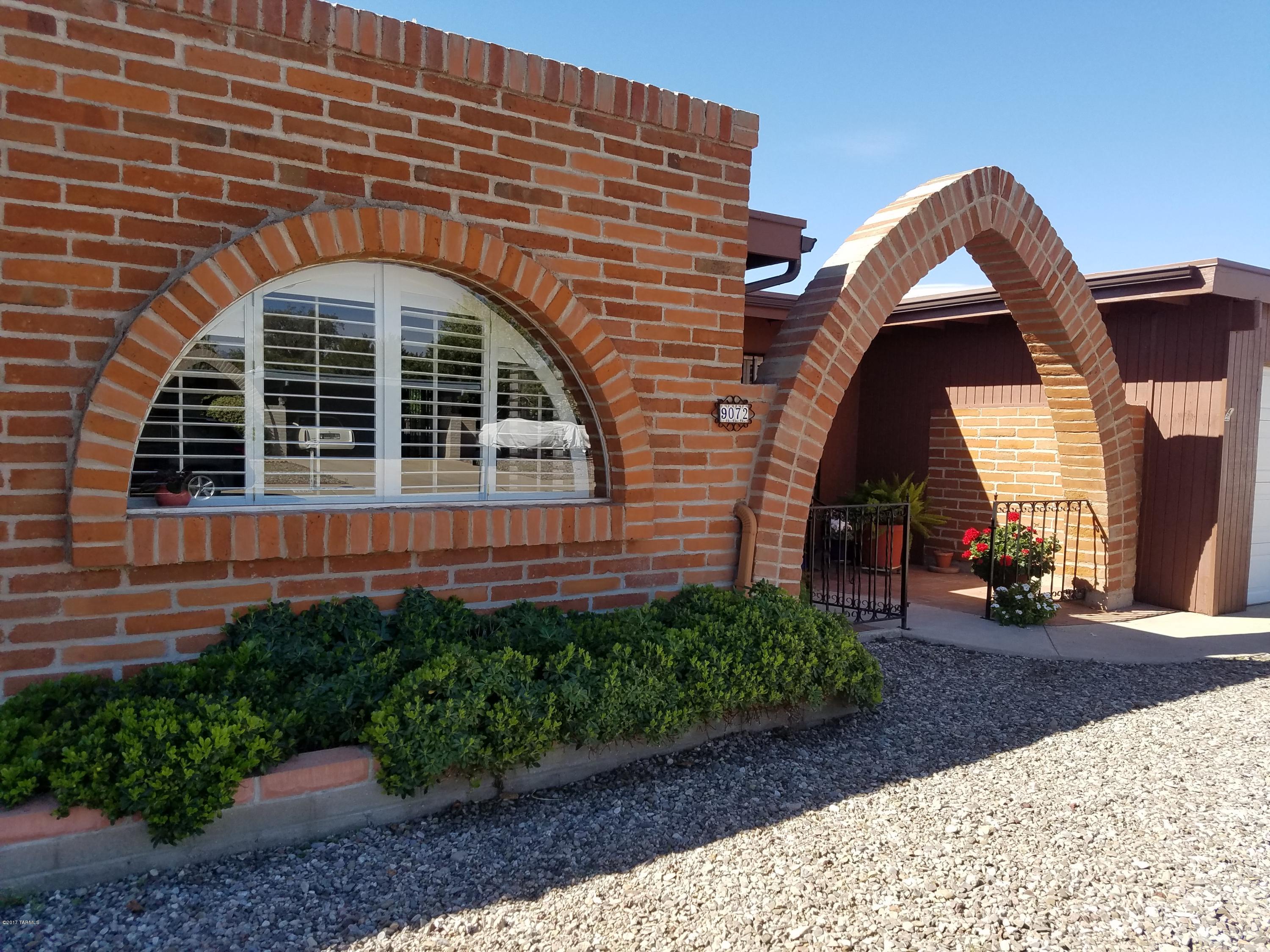 9072 E Palm Springs Place