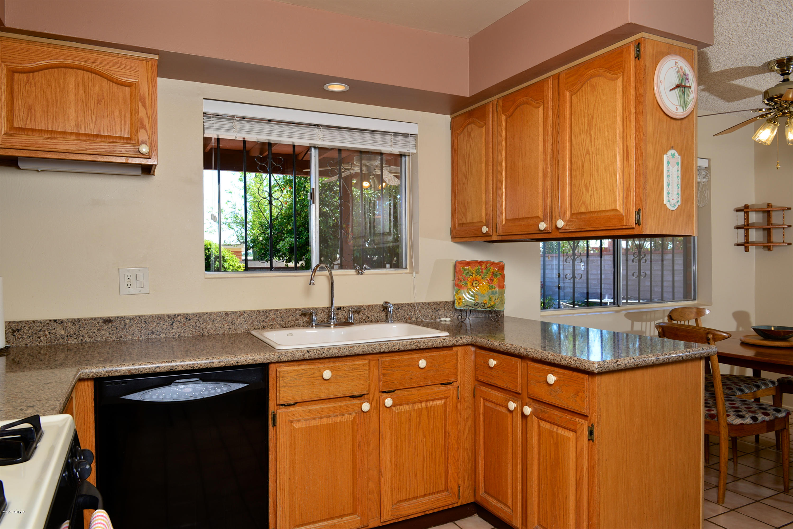 9072 E Palm Springs Place