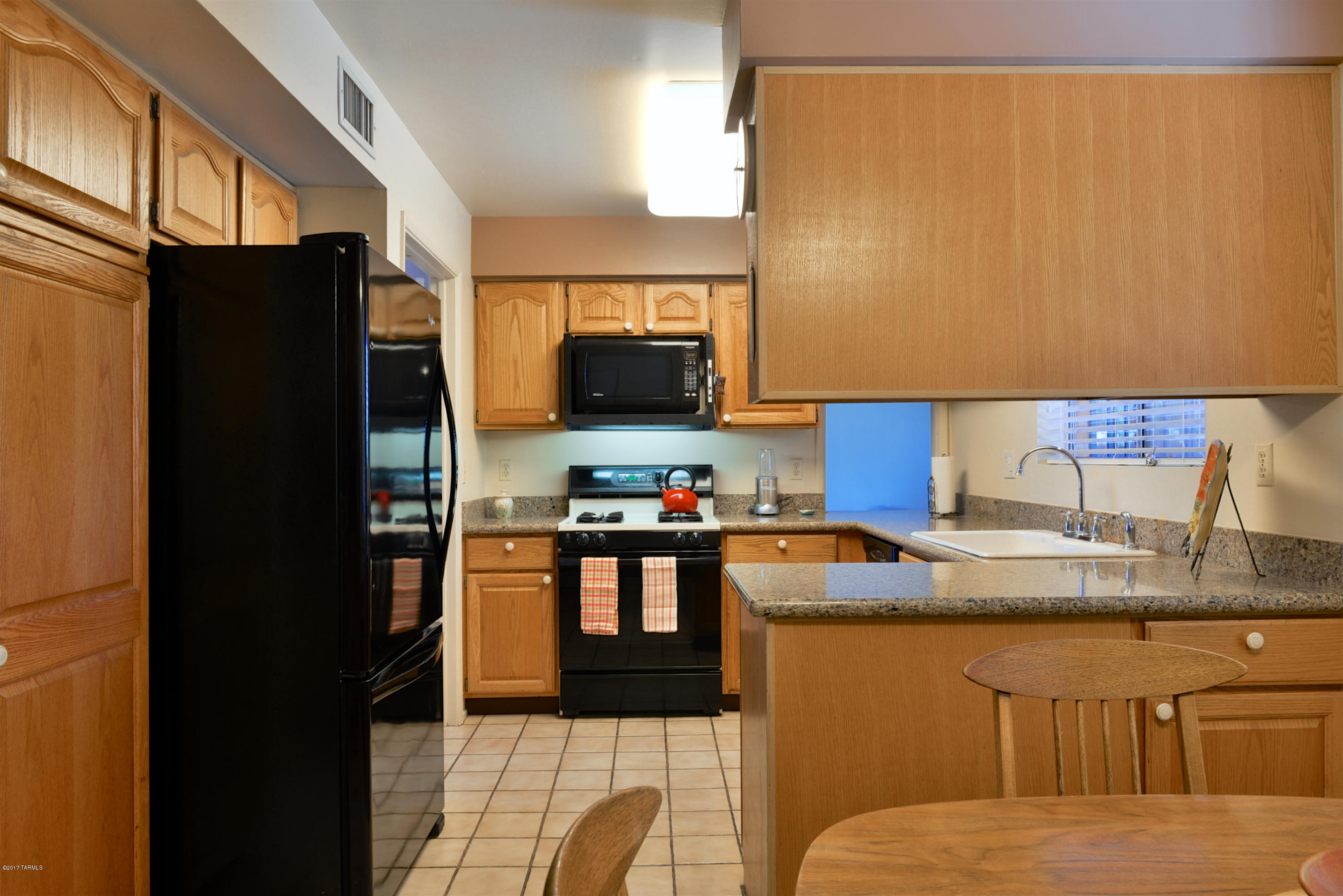 9072 E Palm Springs Place